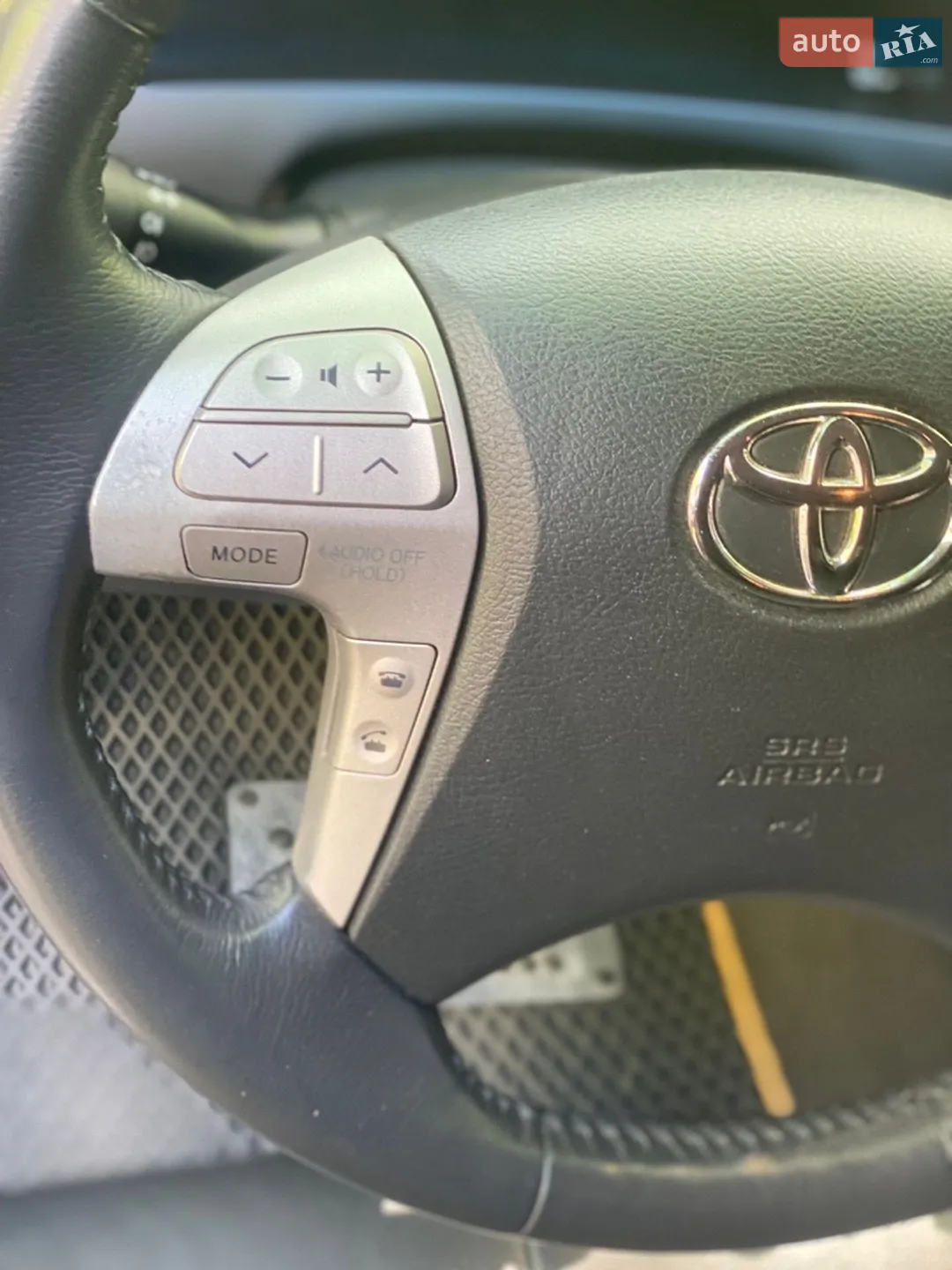2010 Toyota Camry - мініатюра 35