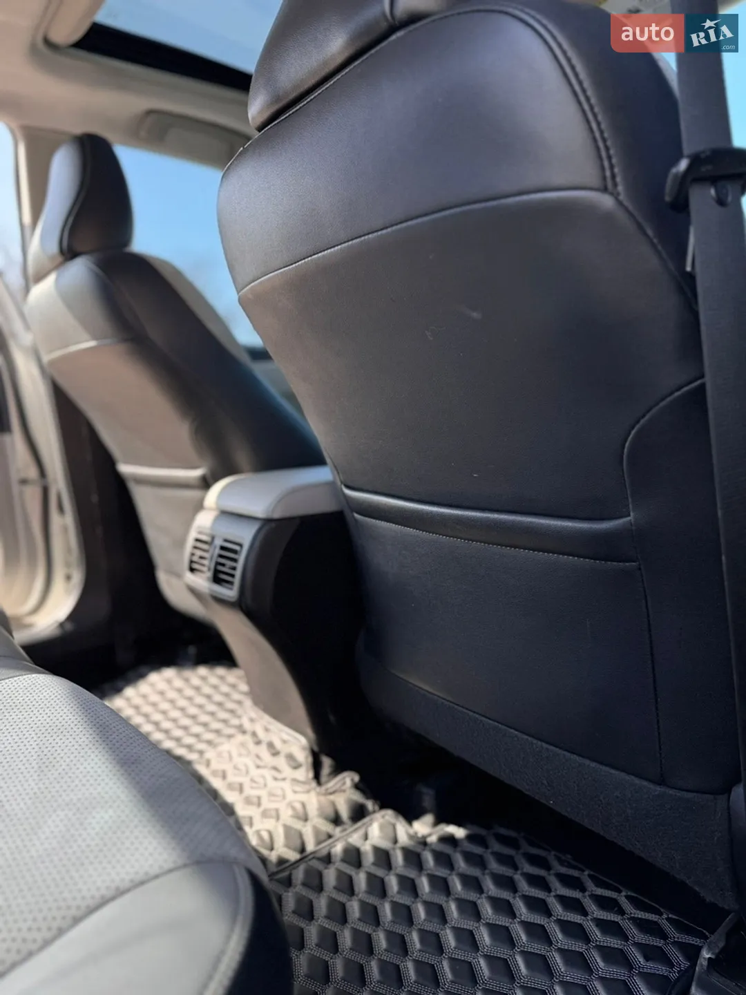 2015 Toyota Camry - мініатюра 18