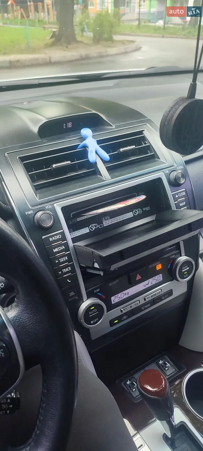 2012 Toyota Camry - мініатюра 9