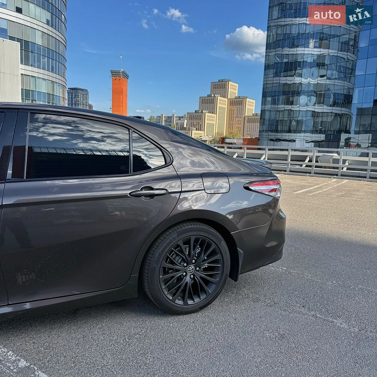 2019 Toyota Camry - мініатюра 19