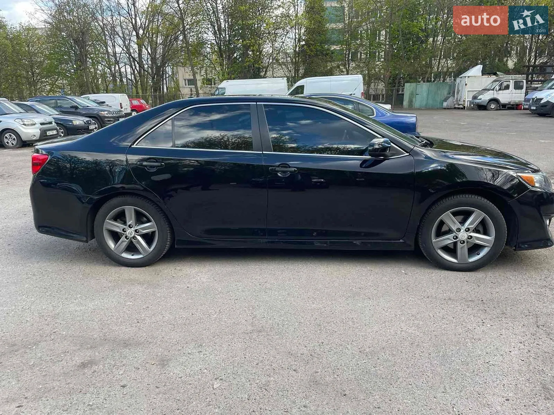 2012 Toyota Camry - фото 1
