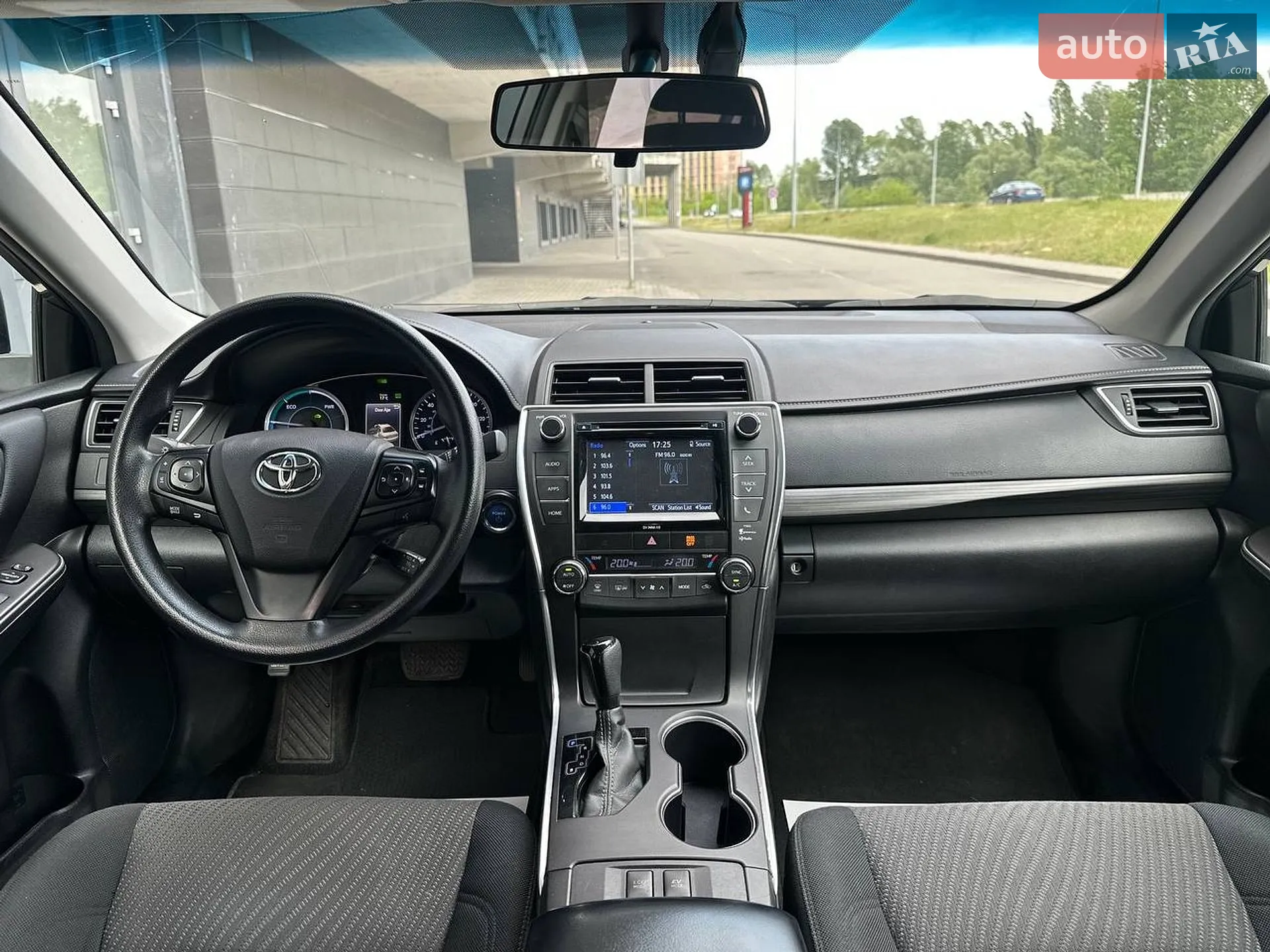 2016 Toyota Camry - мініатюра 11