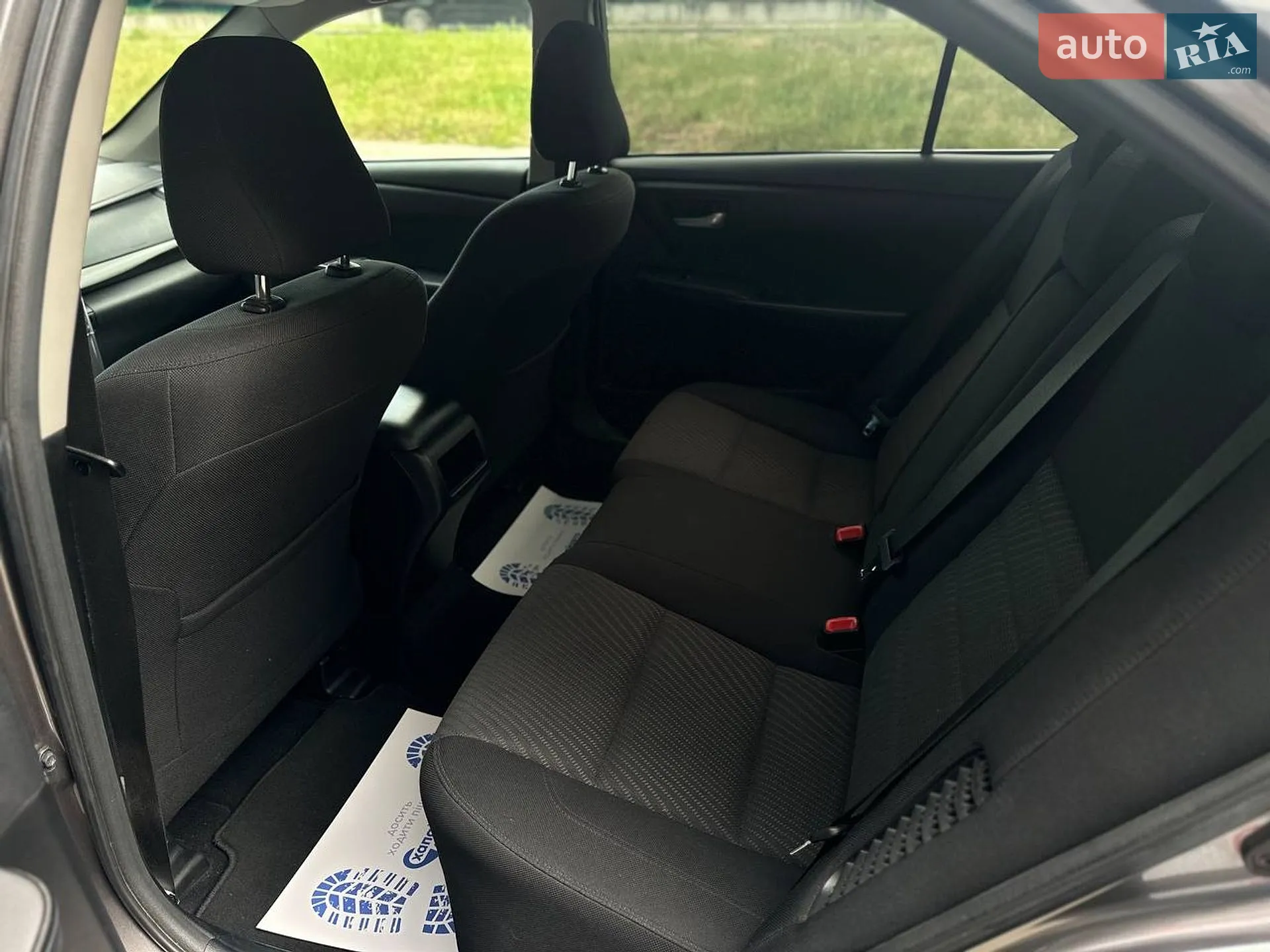 2016 Toyota Camry - мініатюра 17