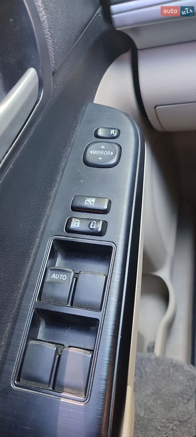 2013 Toyota Camry - мініатюра 2