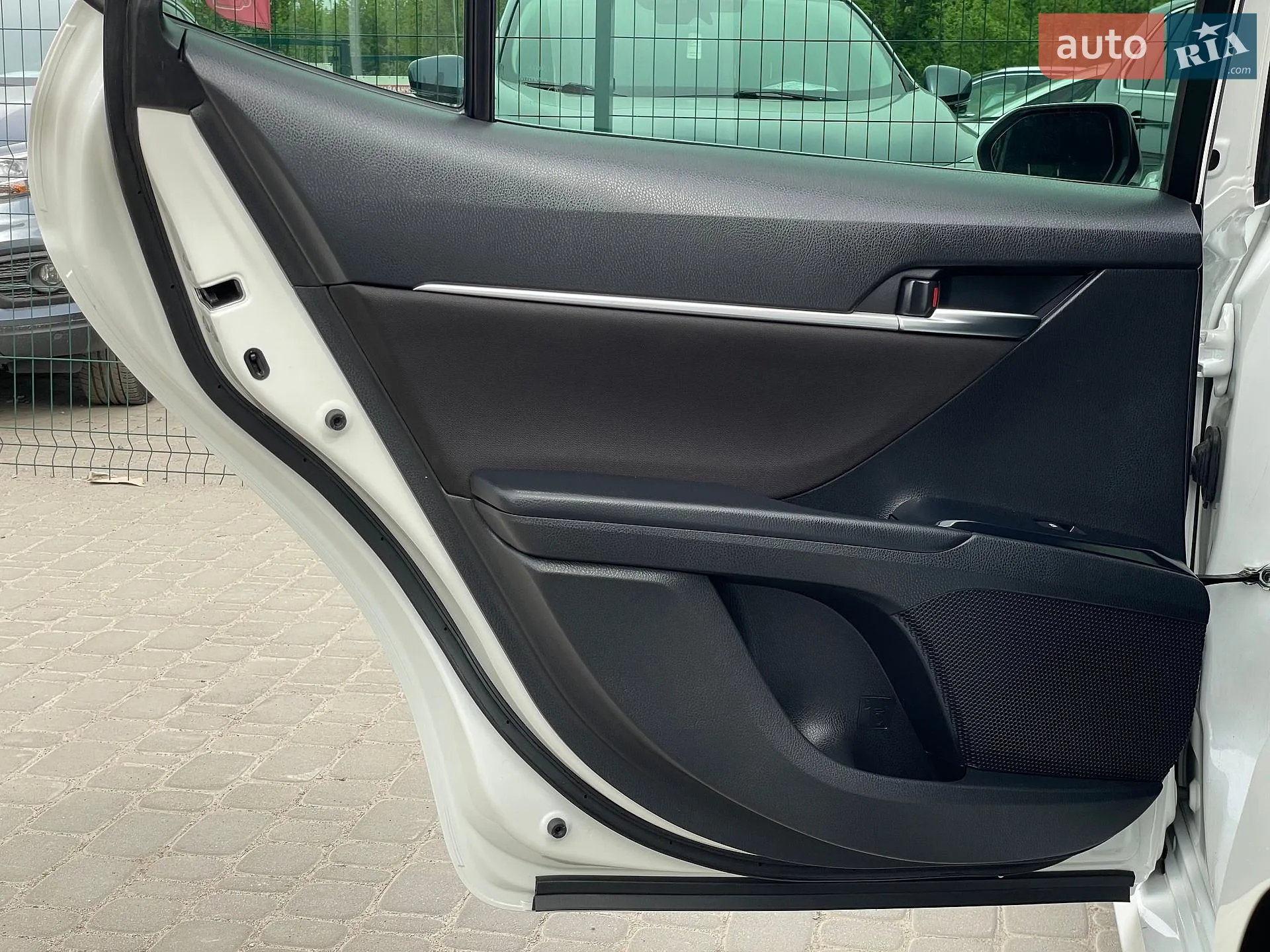 2019 Toyota Camry - мініатюра 28