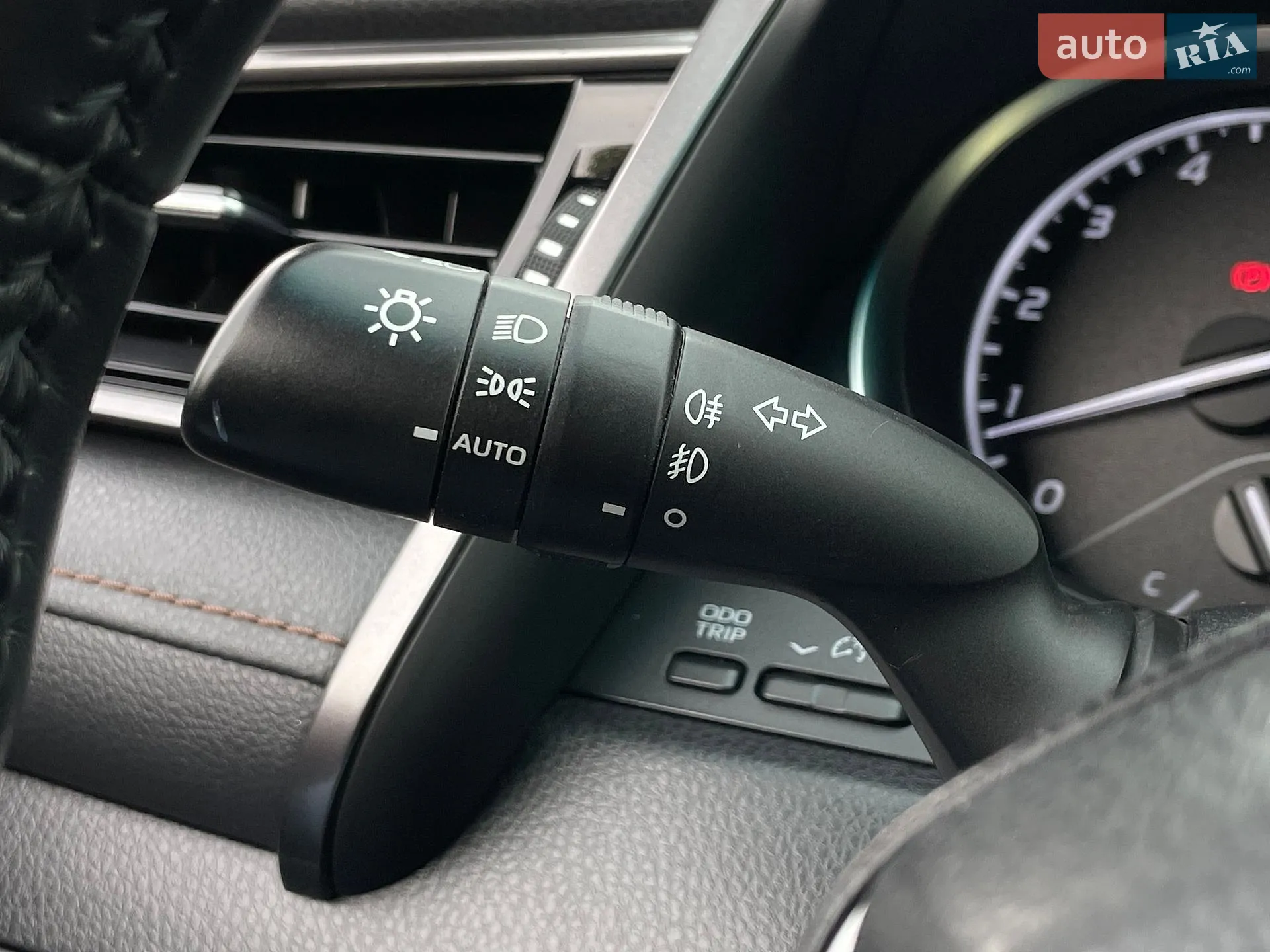2019 Toyota Camry - мініатюра 51