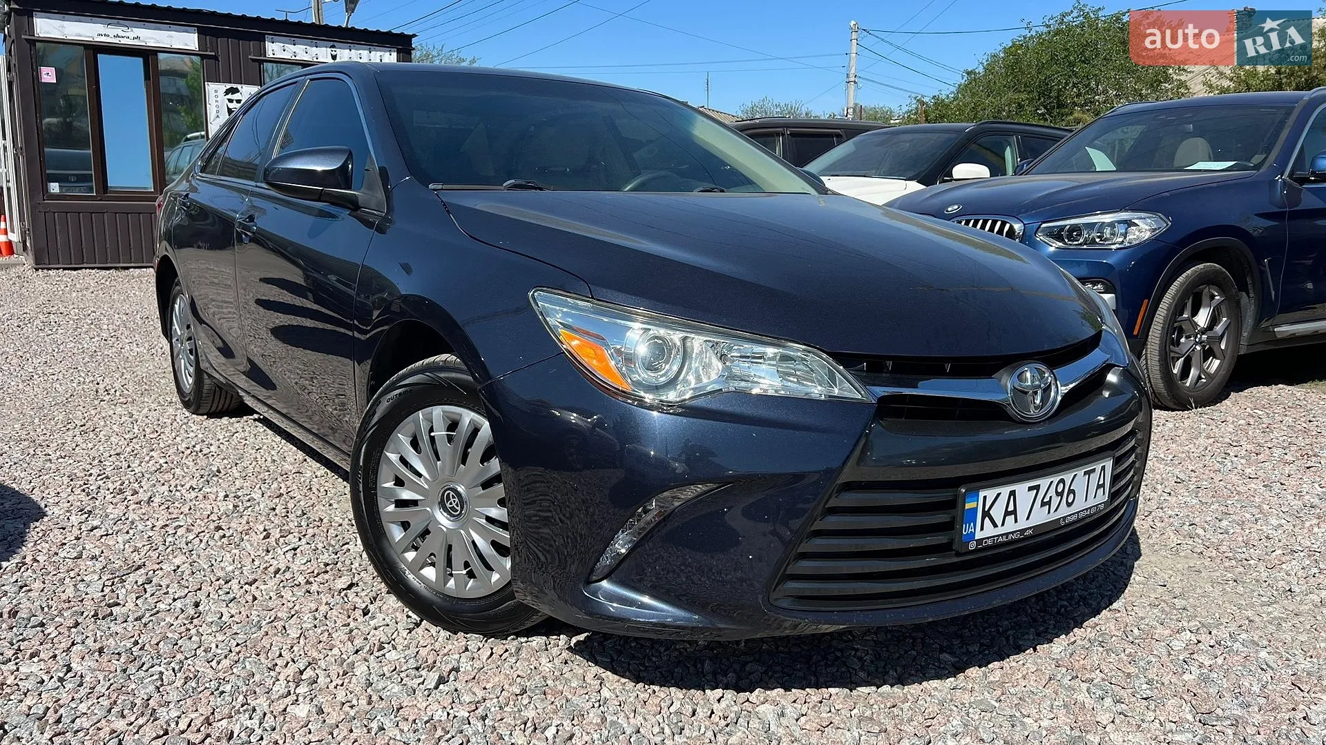 2015 Toyota Camry - фото 1