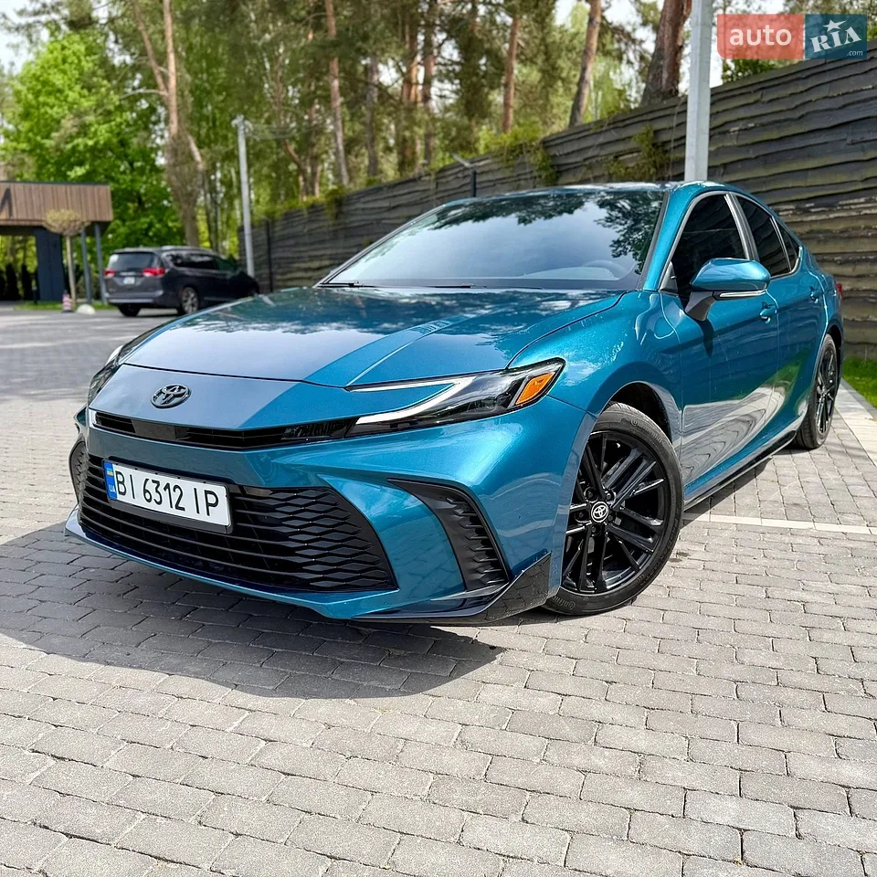 2025 Toyota Camry - мініатюра 19