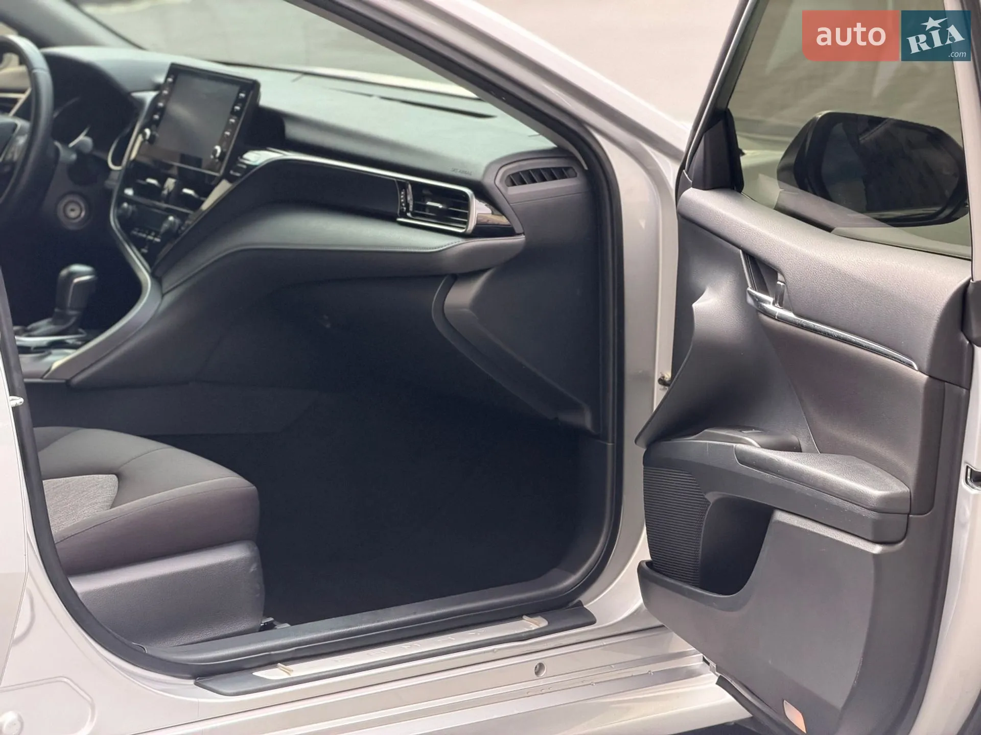 2022 Toyota Camry - мініатюра 28