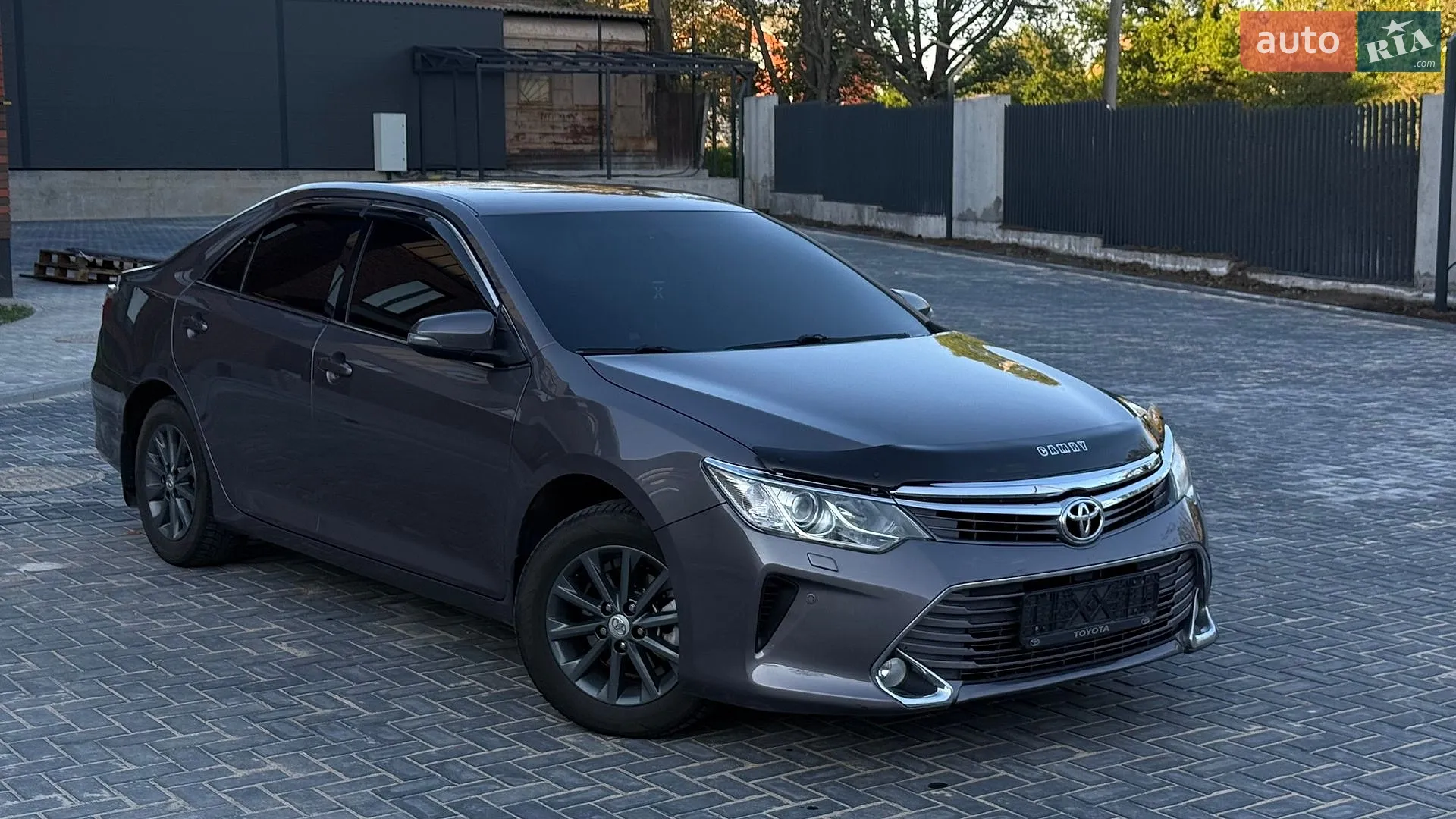 2015 Toyota Camry - мініатюра 2
