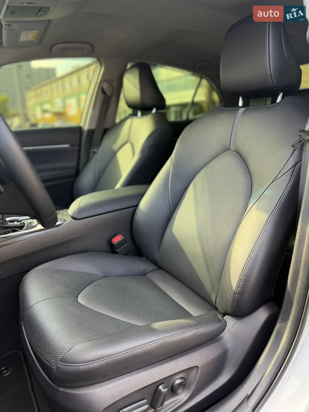 2023 Toyota Camry - мініатюра 18