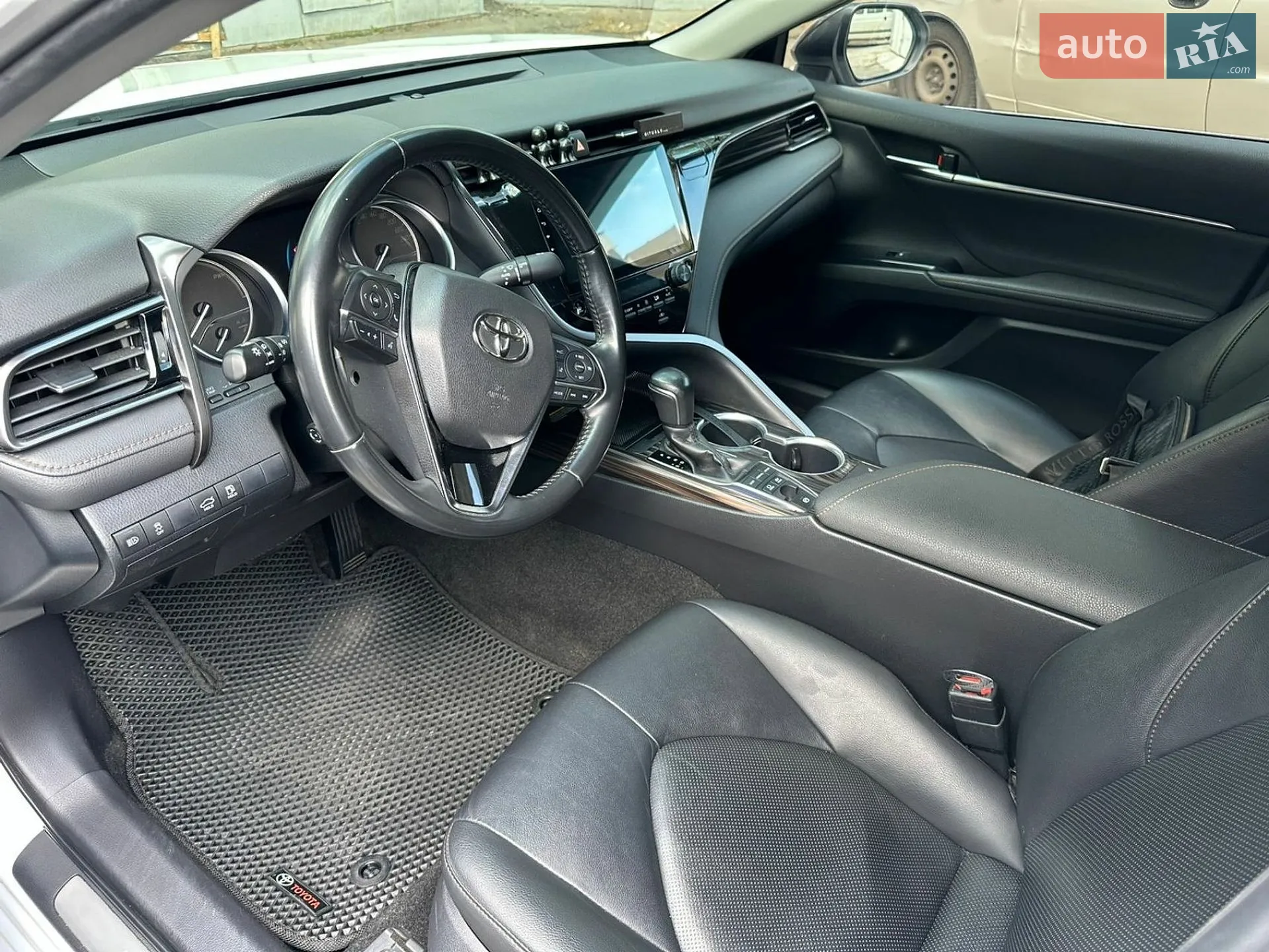 2020 Toyota Camry - мініатюра 23