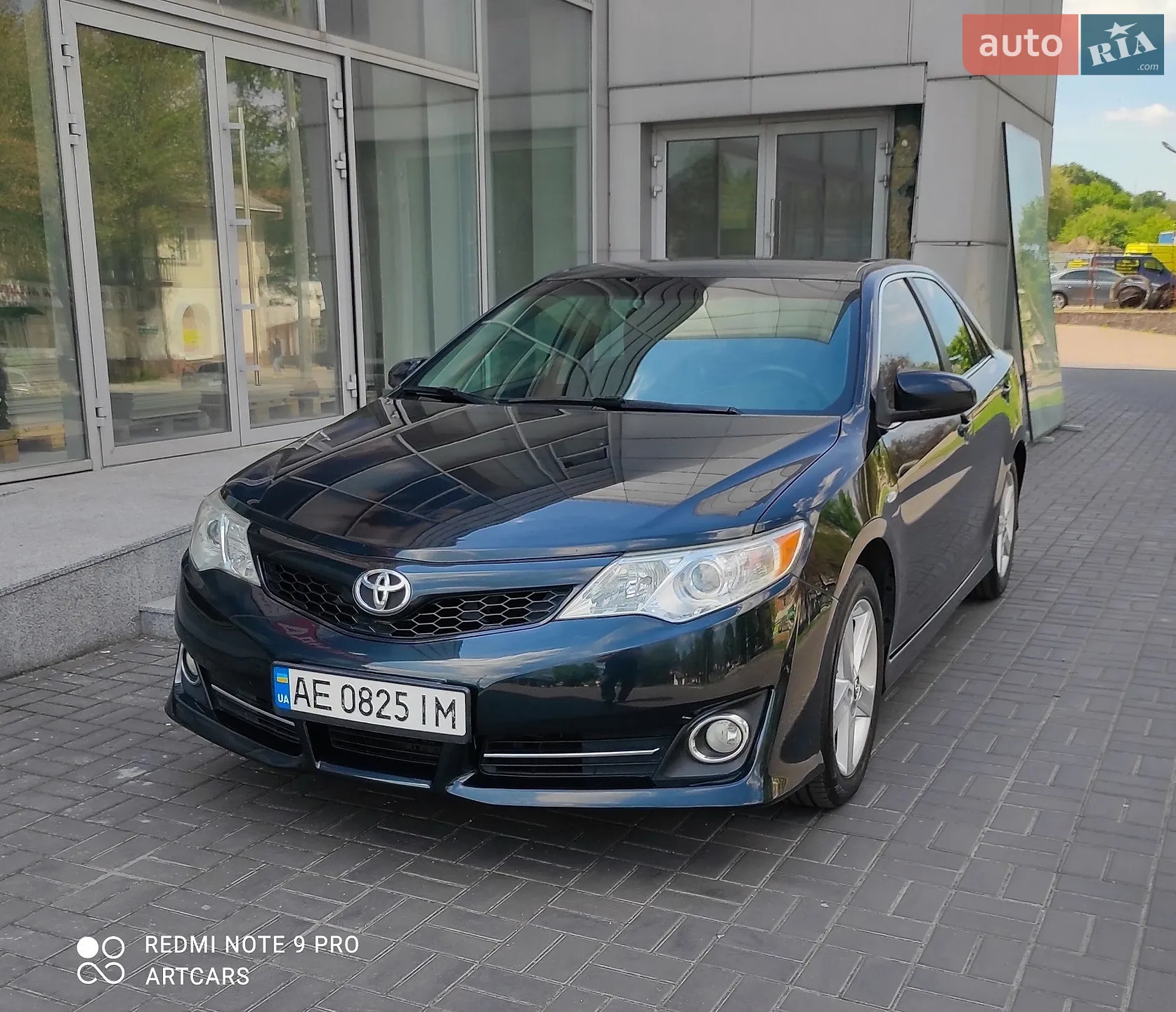 2013 Toyota Camry - мініатюра 2