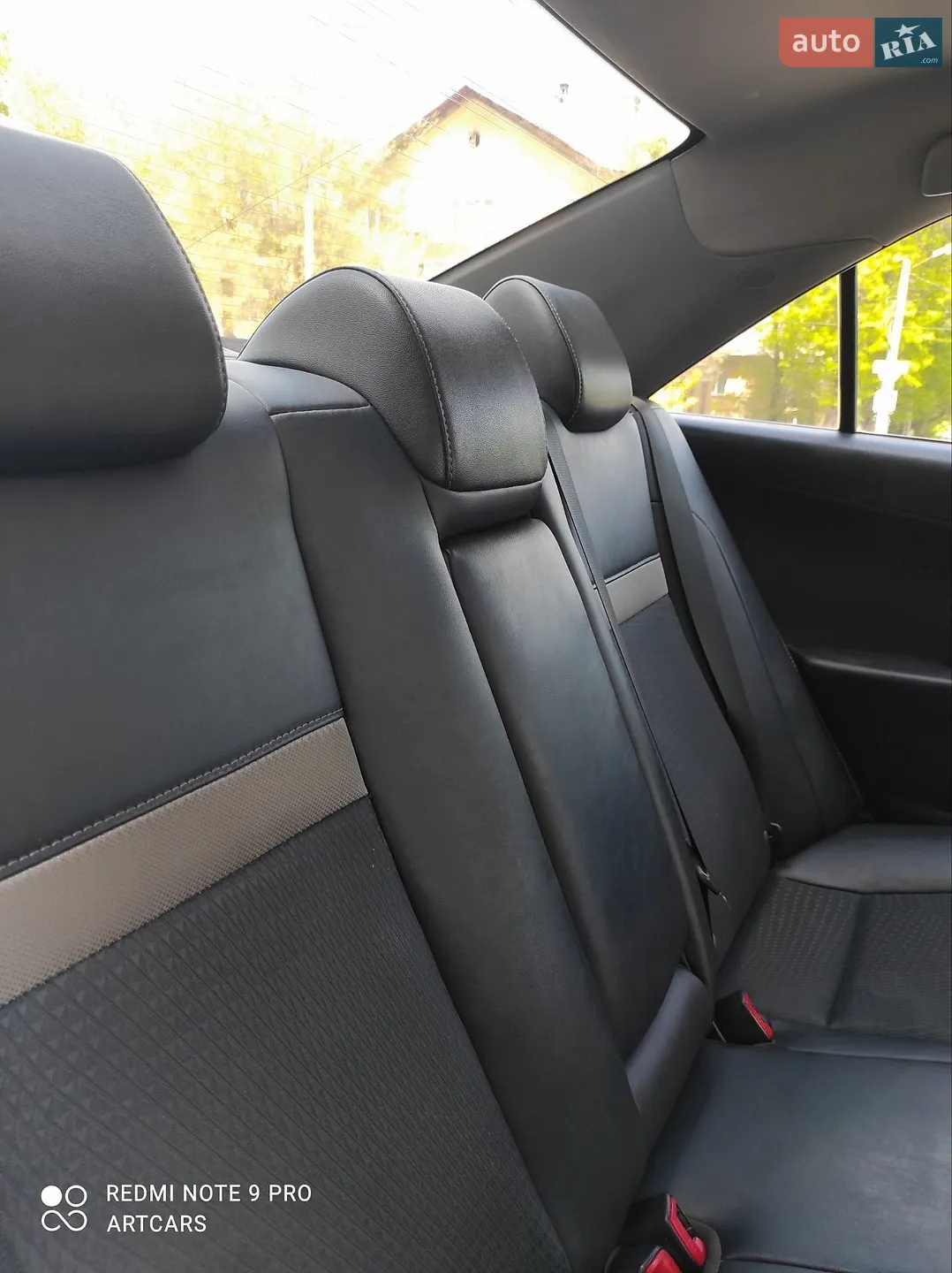2013 Toyota Camry - мініатюра 48