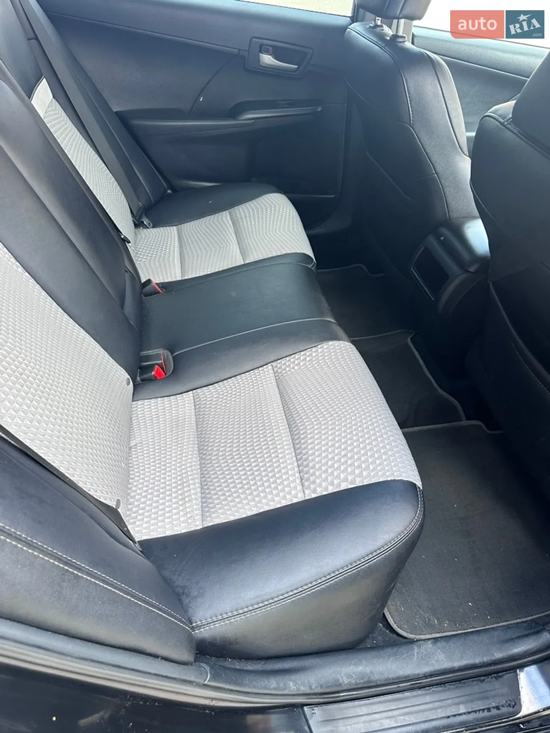 2014 Toyota Camry - мініатюра 4