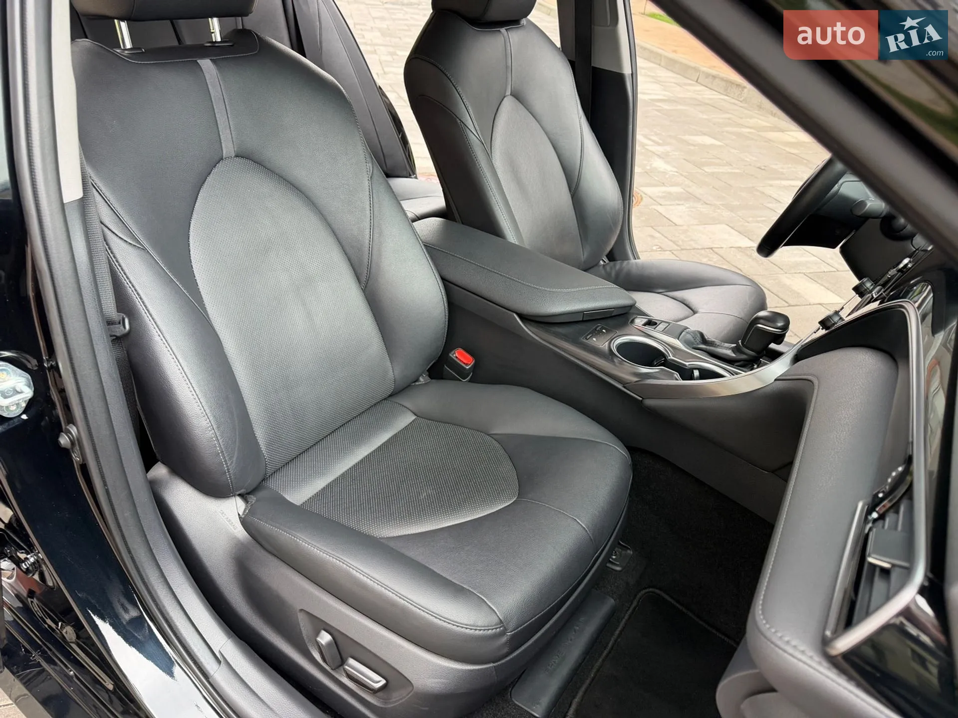 2024 Toyota Camry - мініатюра 28