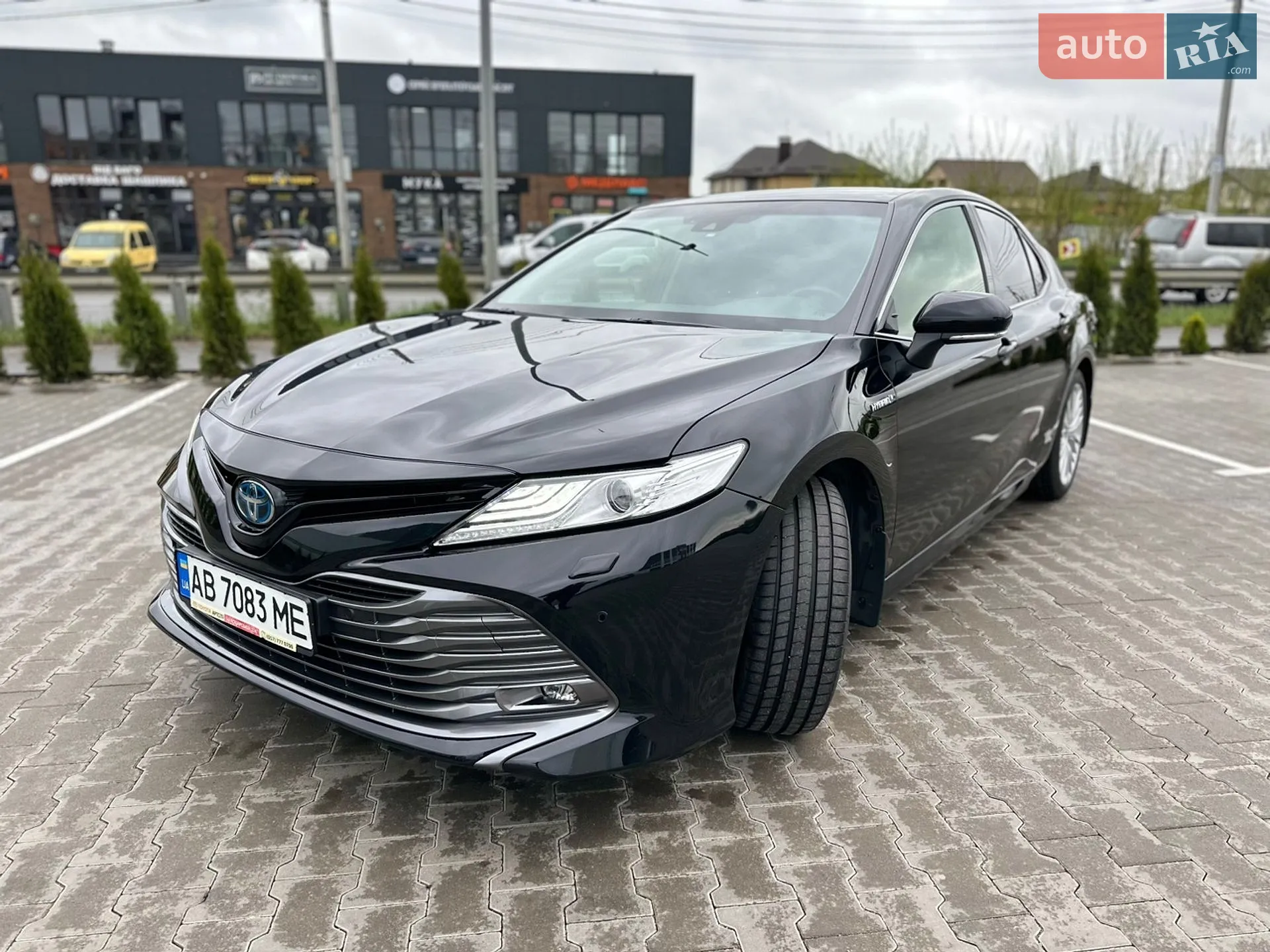 2020 Toyota Camry - мініатюра 3