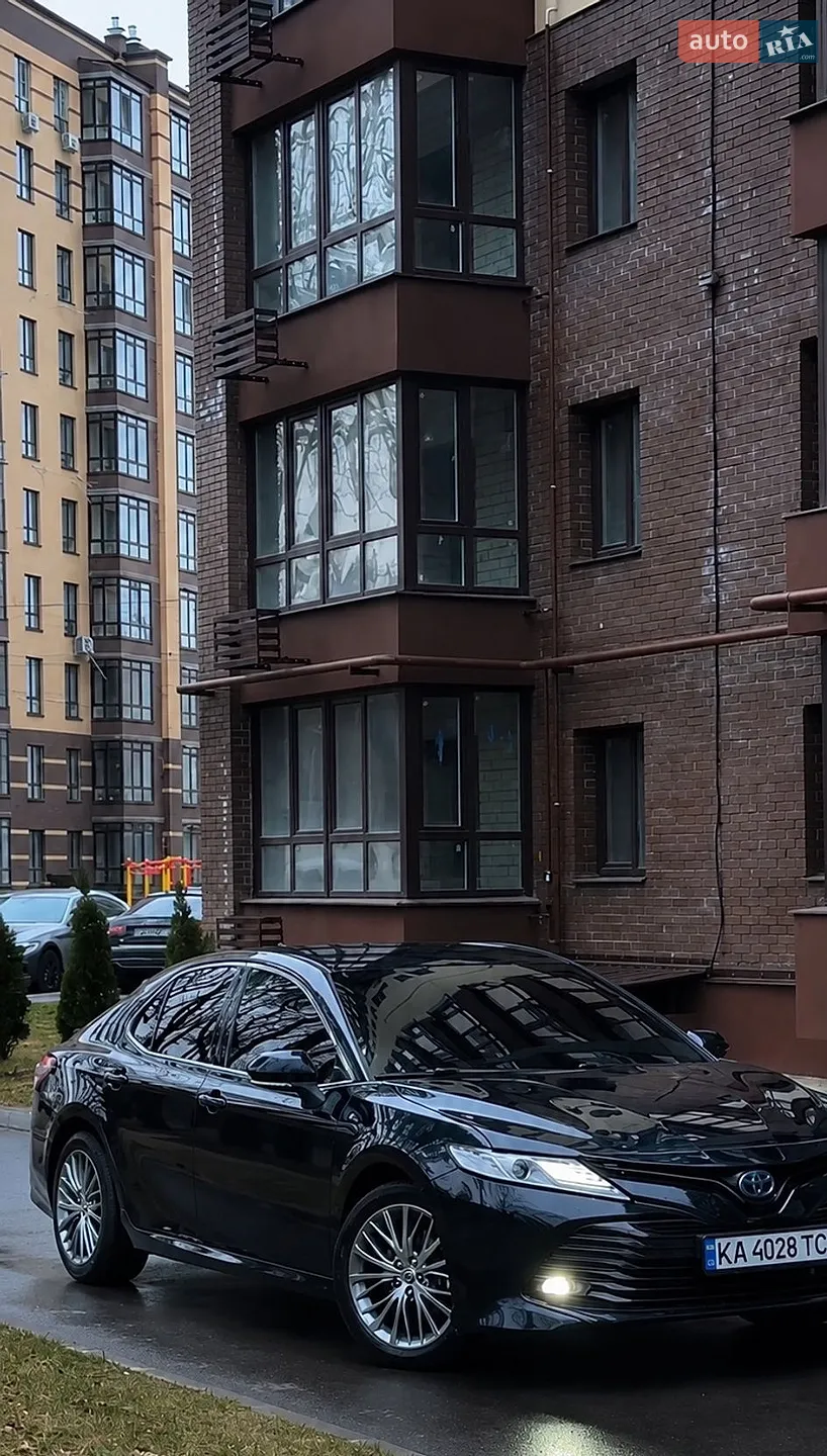 2020 Toyota Camry - мініатюра 3