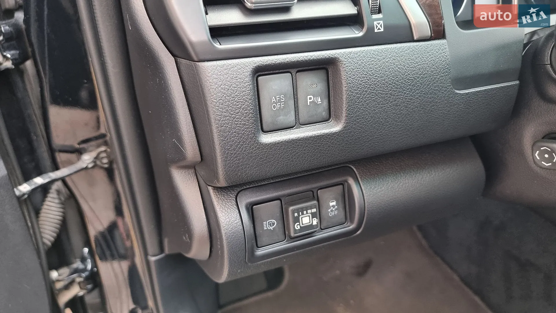 2015 Toyota Camry - мініатюра 31