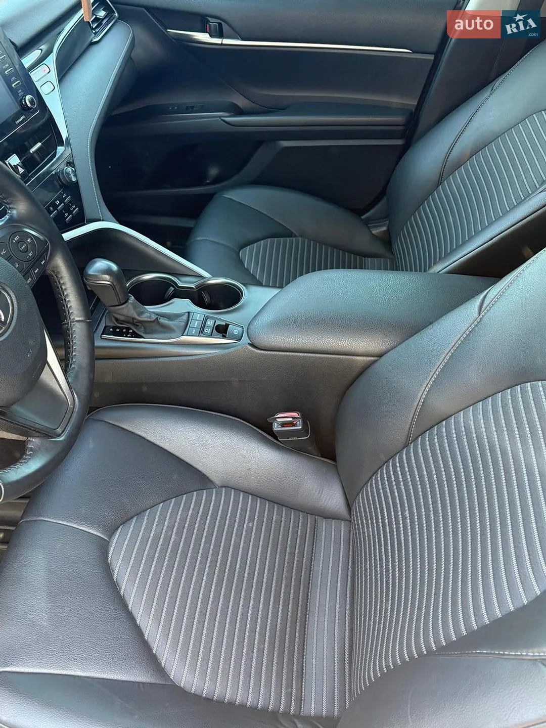 2021 Toyota Camry - мініатюра 8