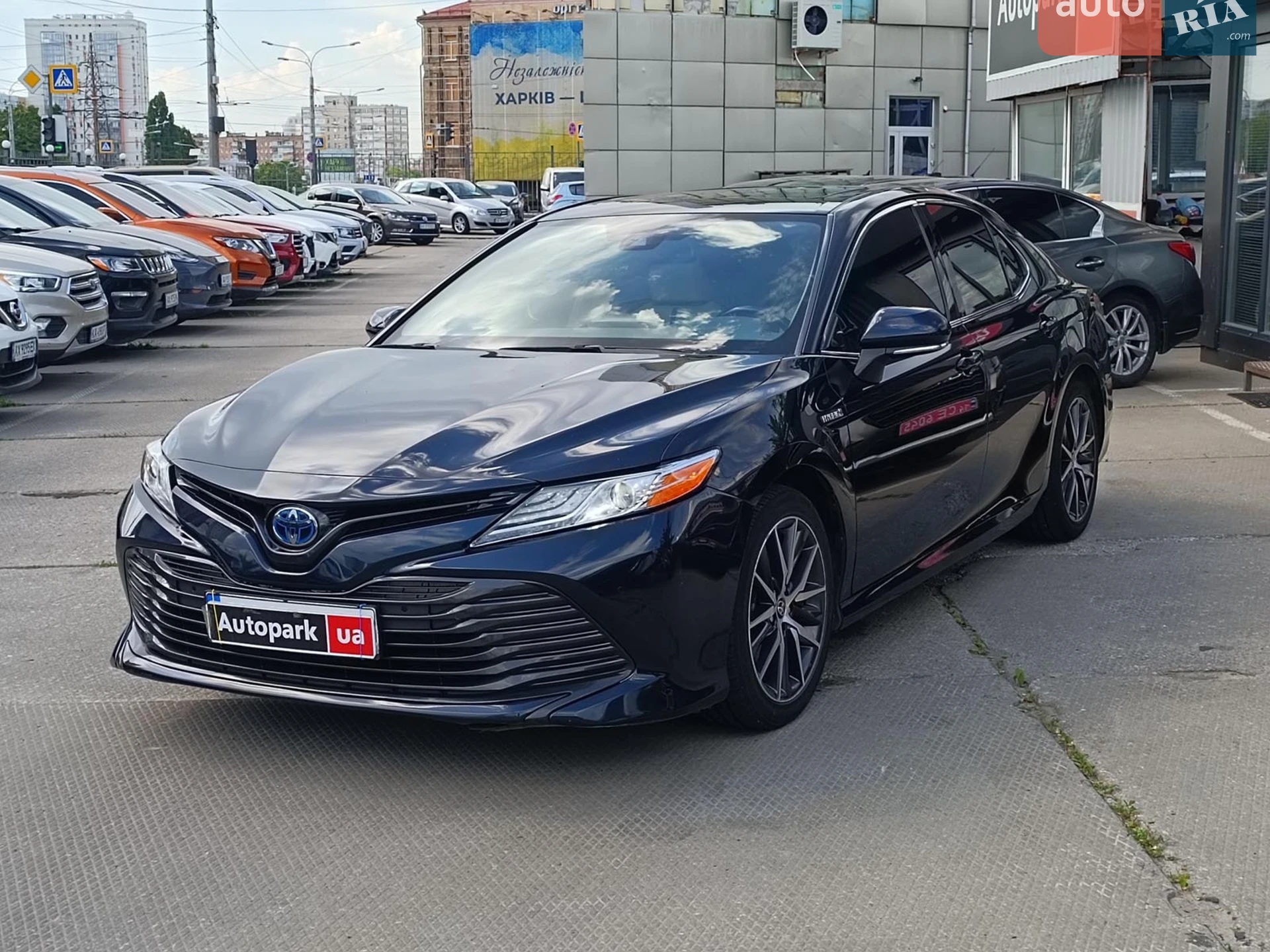 2021 Toyota Camry - фото 1