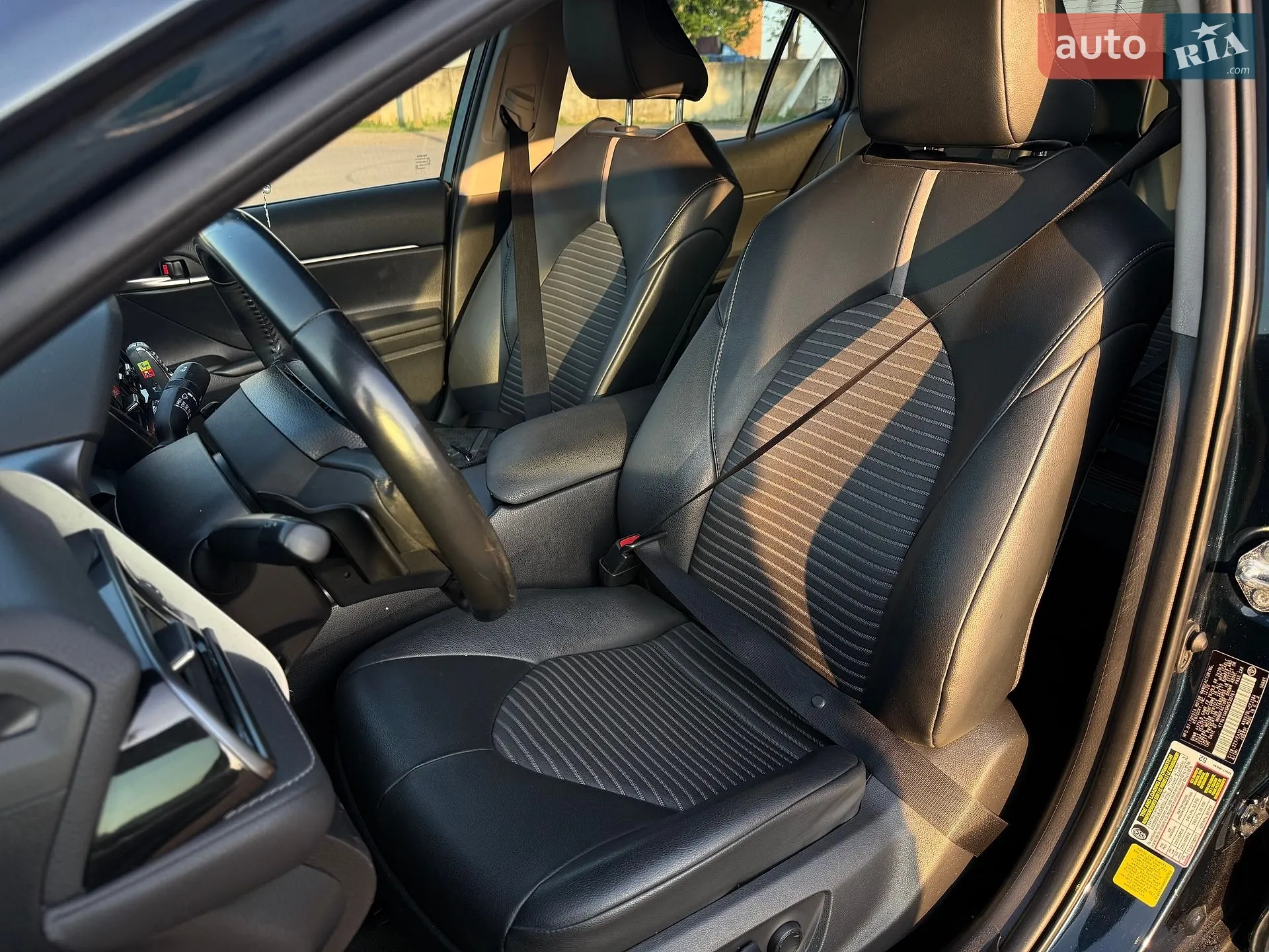 2020 Toyota Camry - мініатюра 24