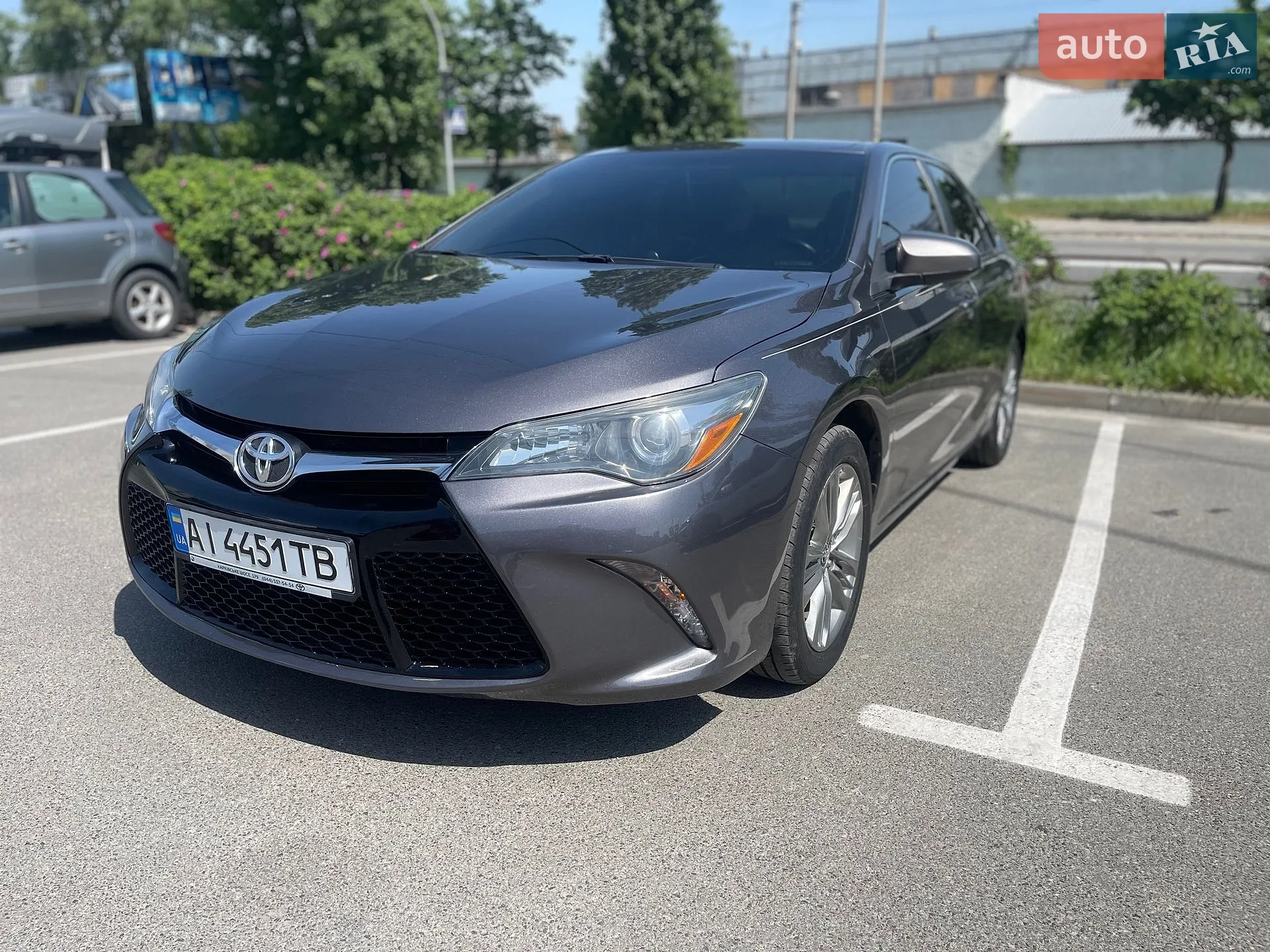 2015 Toyota Camry - фото 1