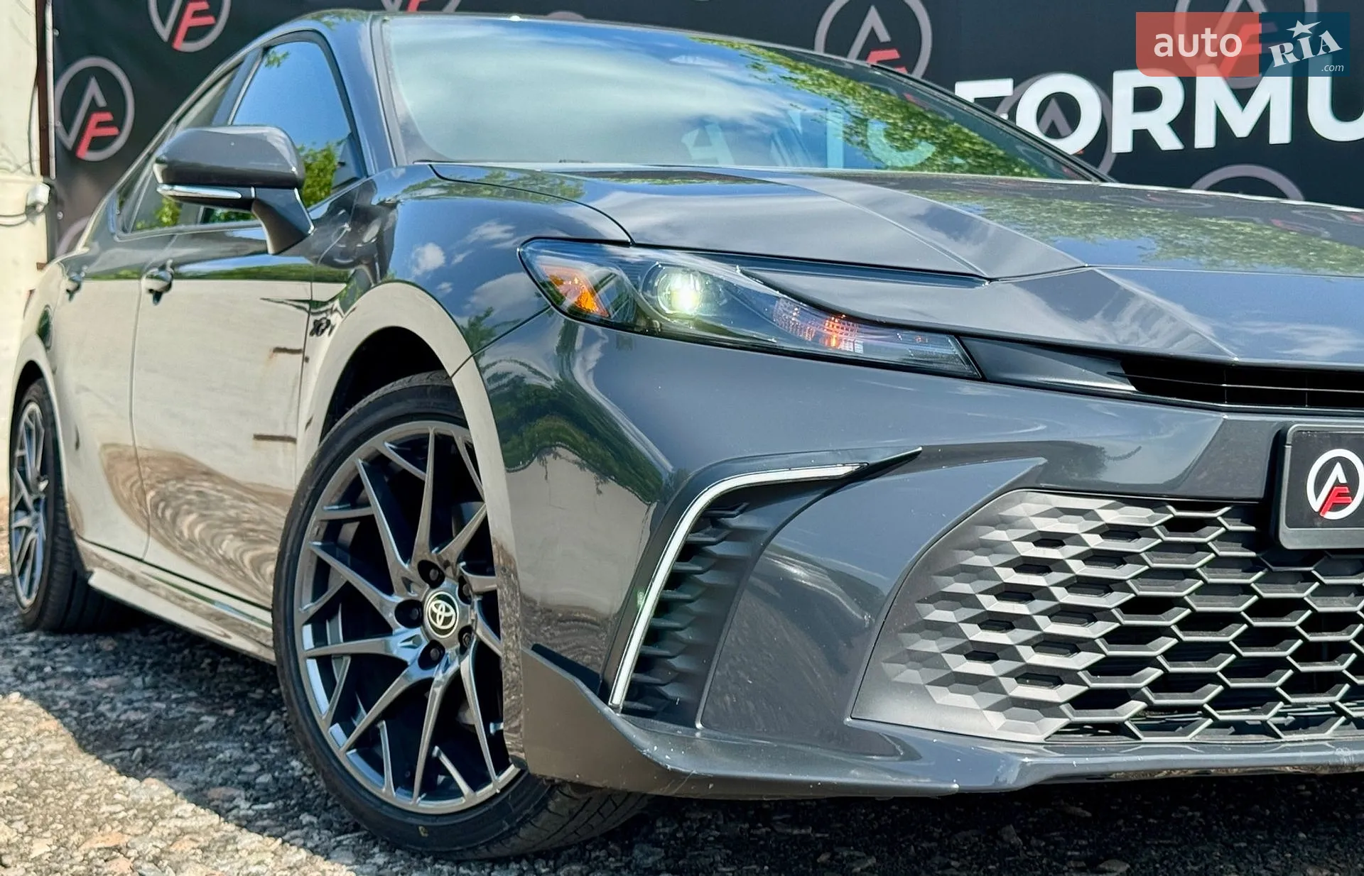 2025 Toyota Camry - мініатюра 4