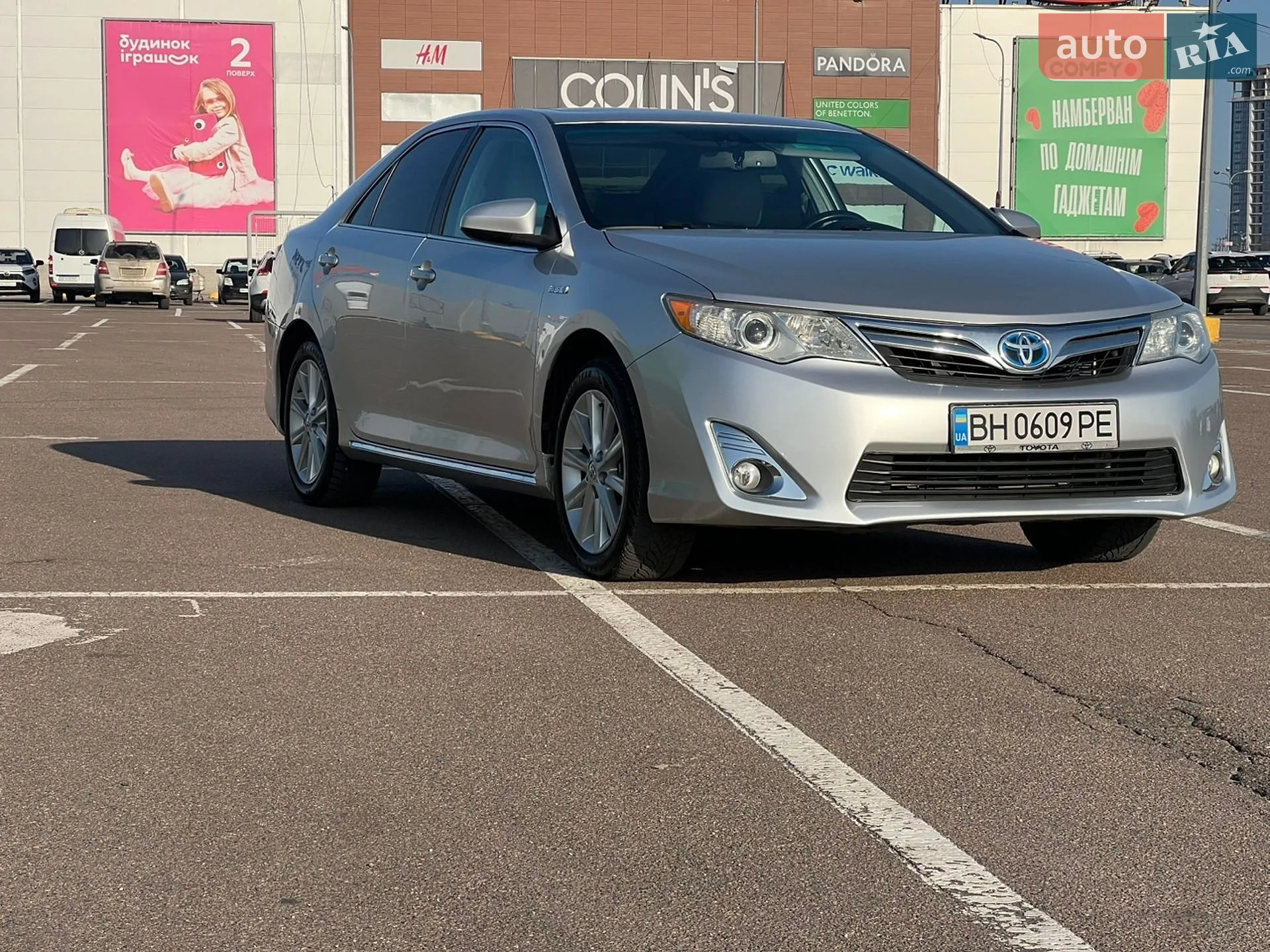 2013 Toyota Camry - мініатюра 3