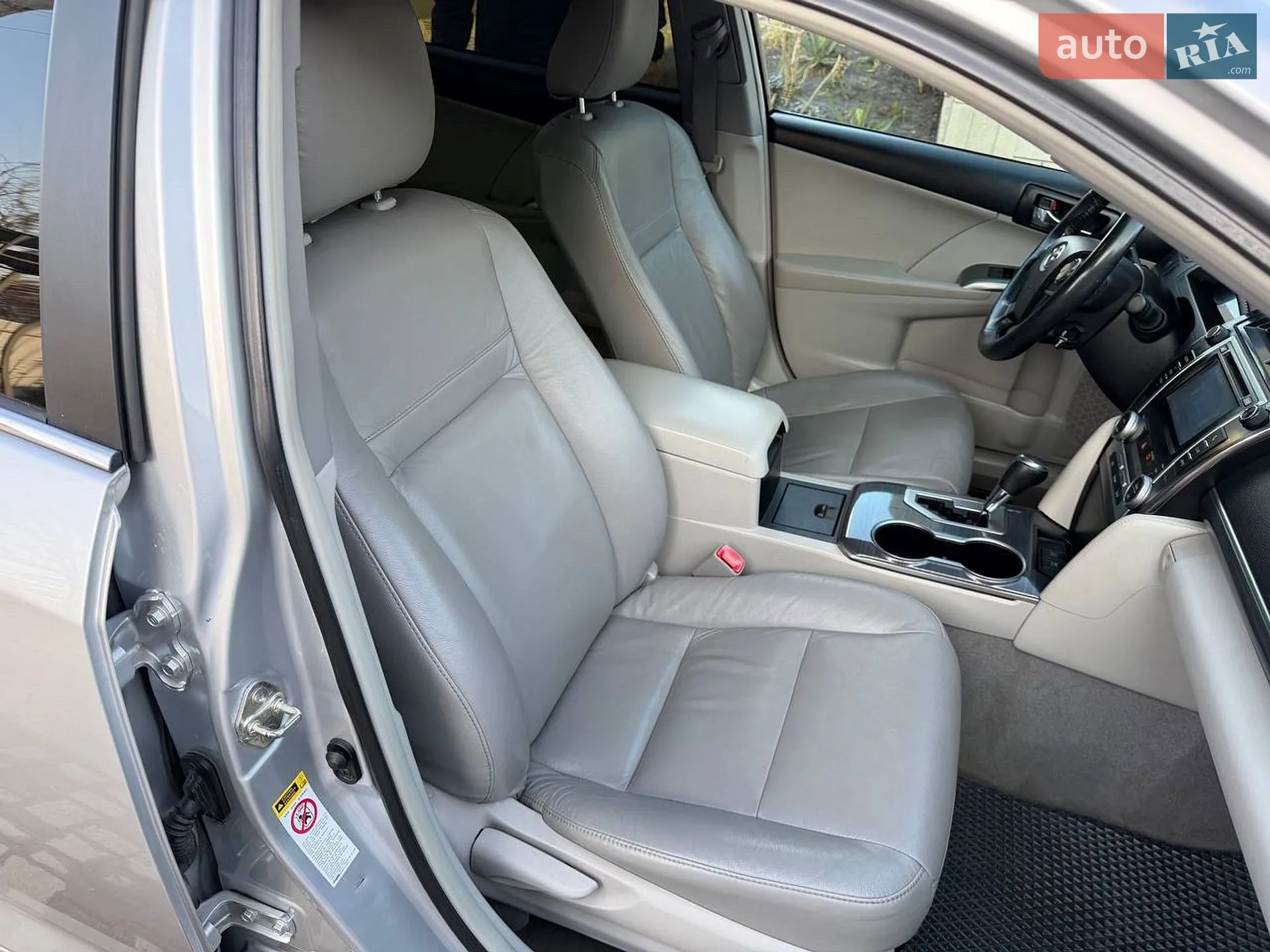 2013 Toyota Camry - мініатюра 9