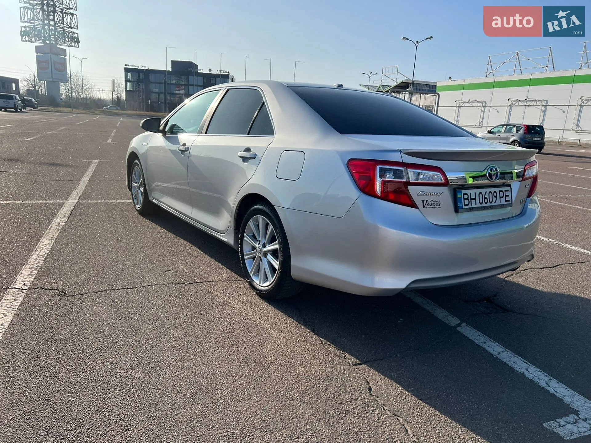 2013 Toyota Camry - мініатюра 17