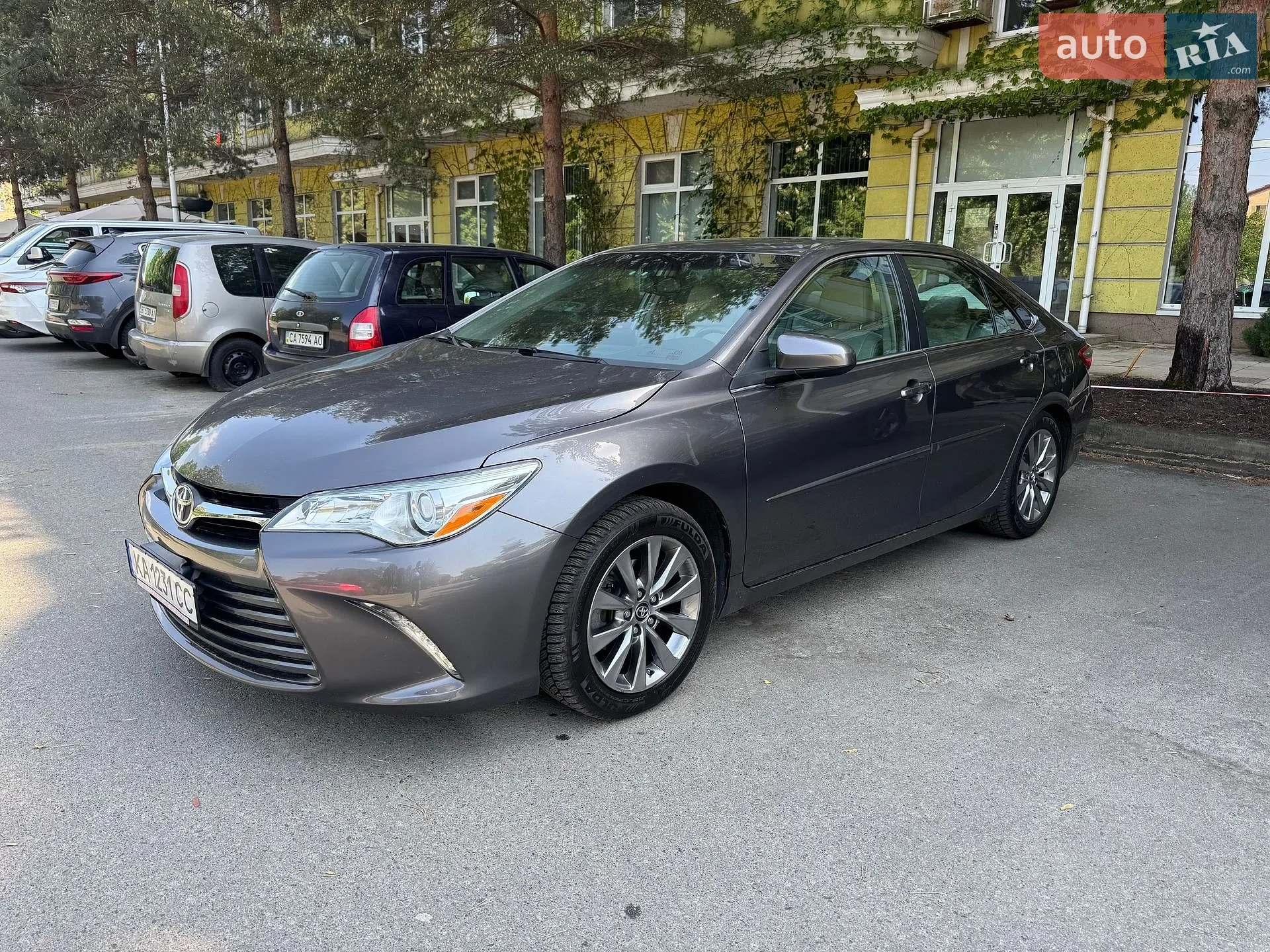 2016 Toyota Camry - мініатюра 2