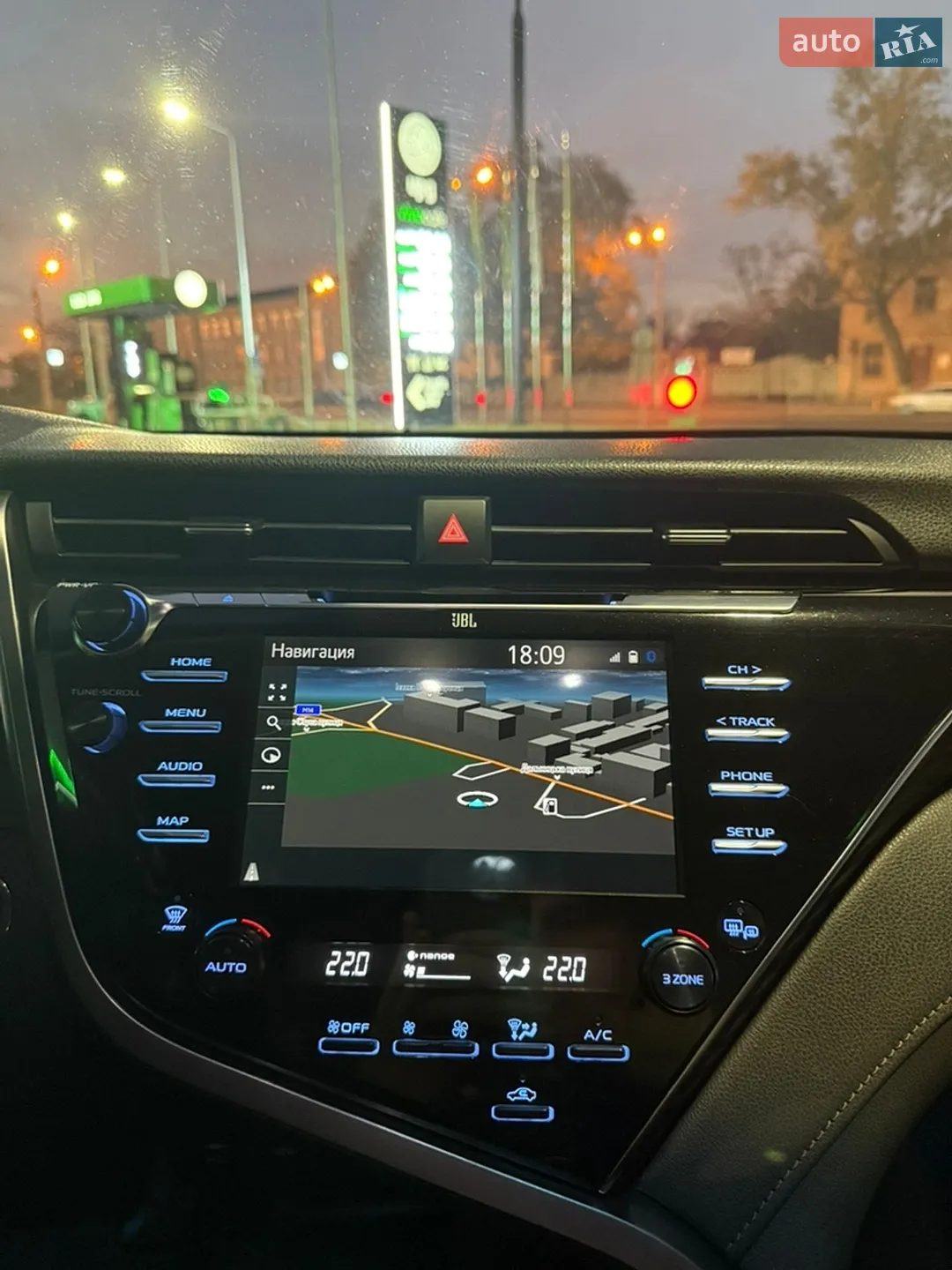 2018 Toyota Camry - мініатюра 11