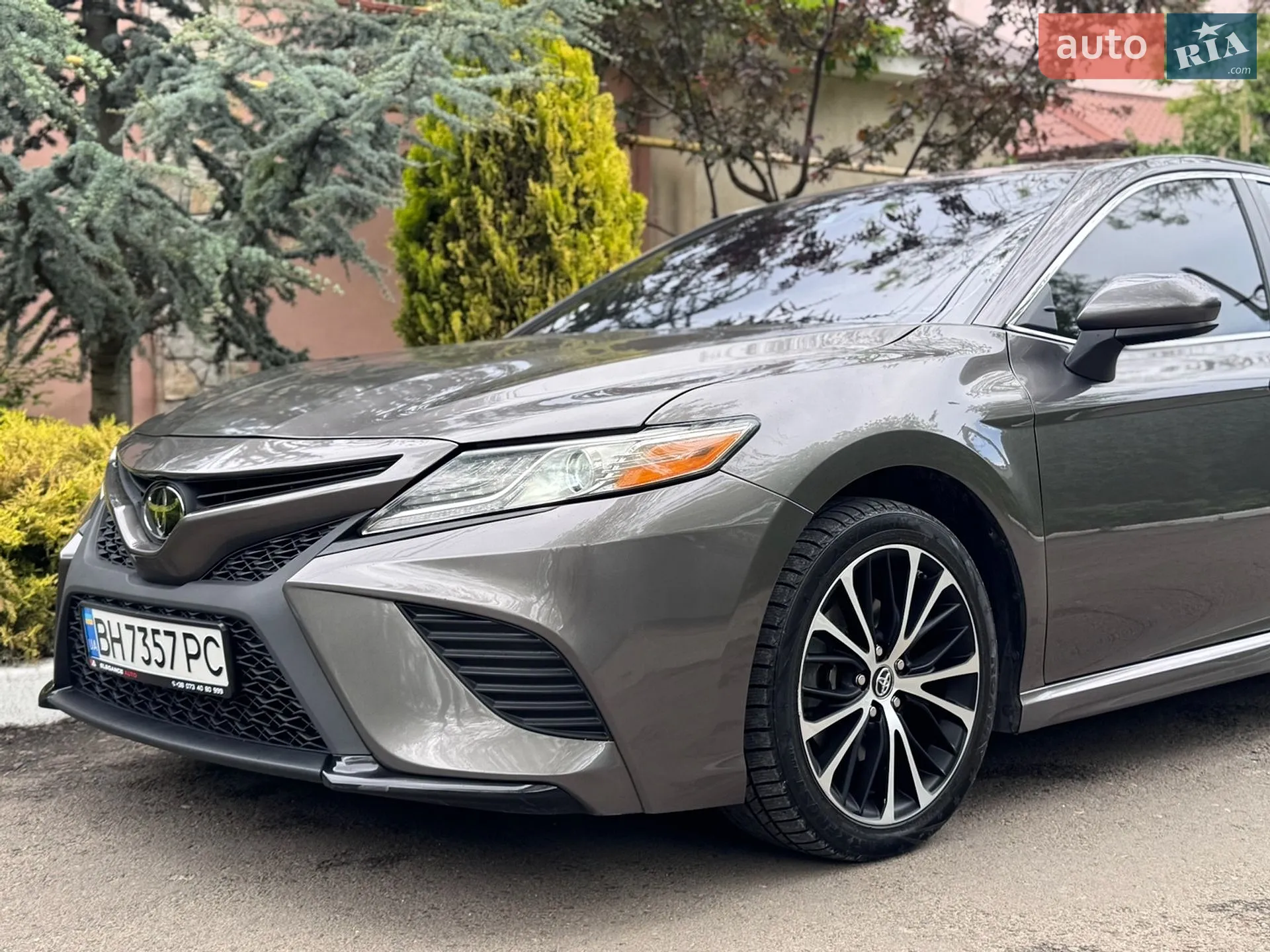 2019 Toyota Camry - мініатюра 4