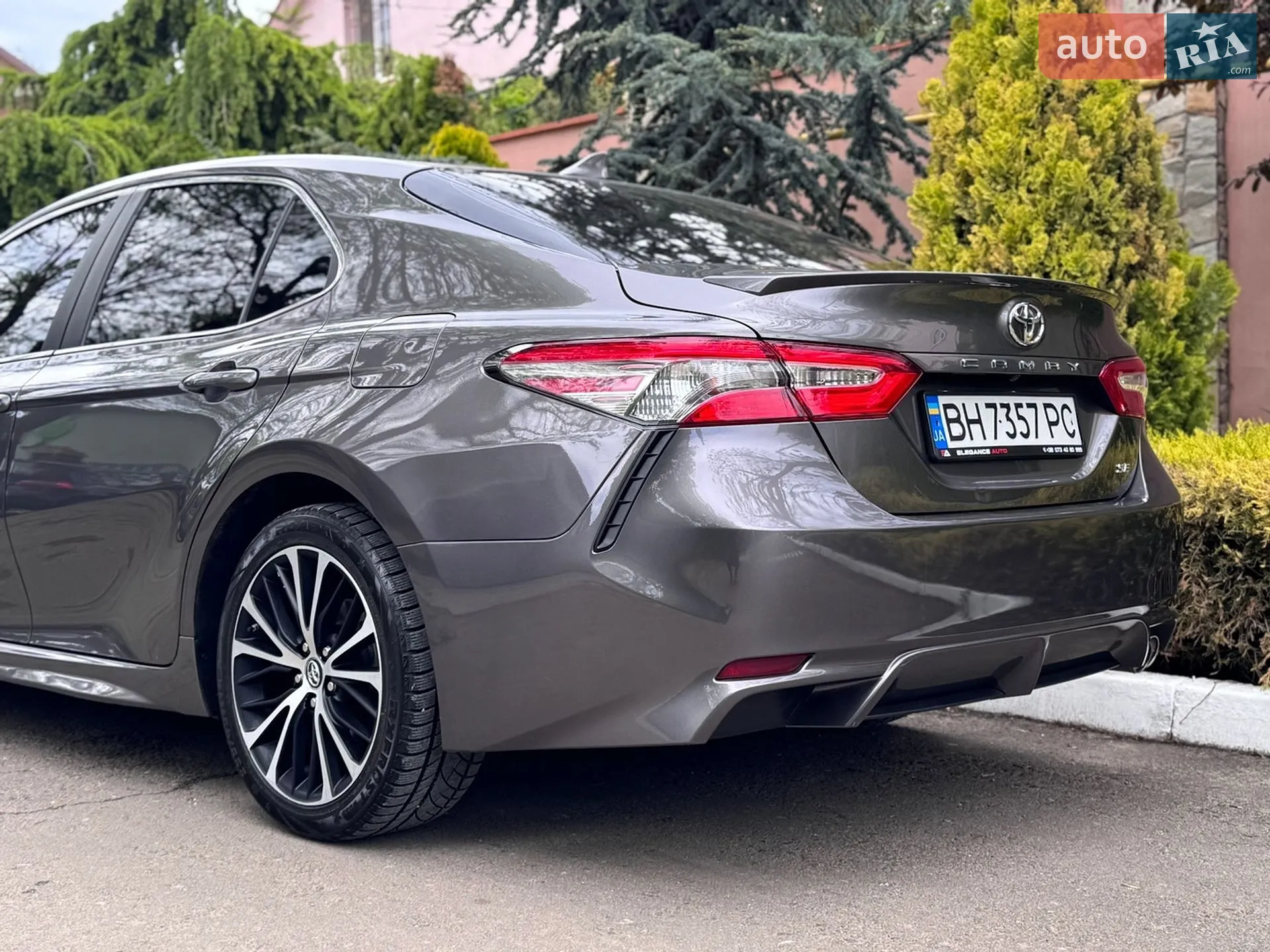 2019 Toyota Camry - мініатюра 11