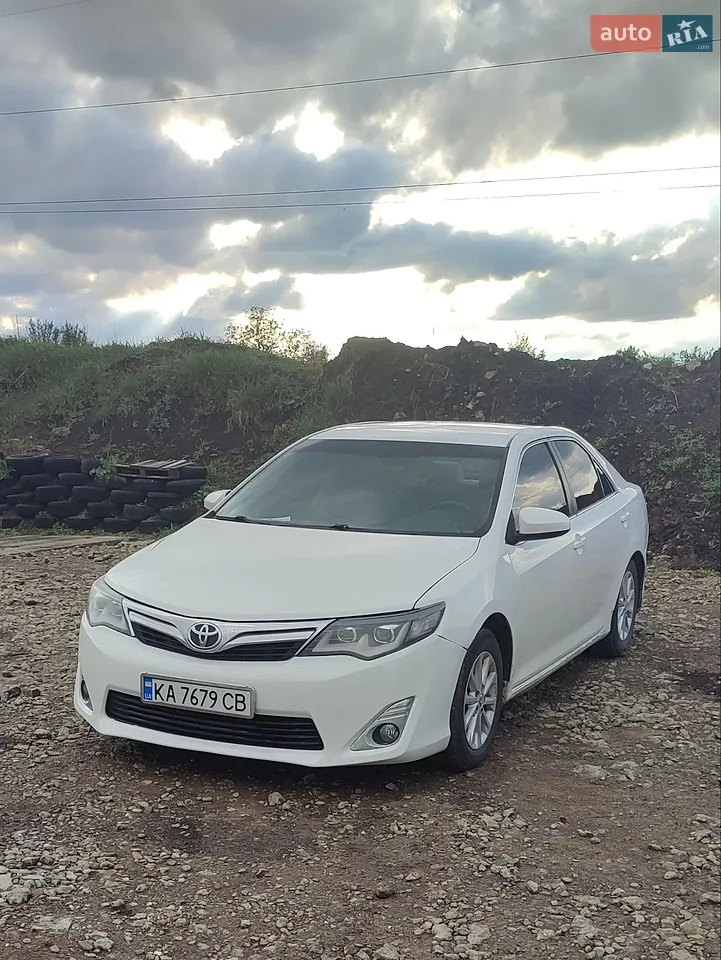 2013 Toyota Camry - мініатюра 20