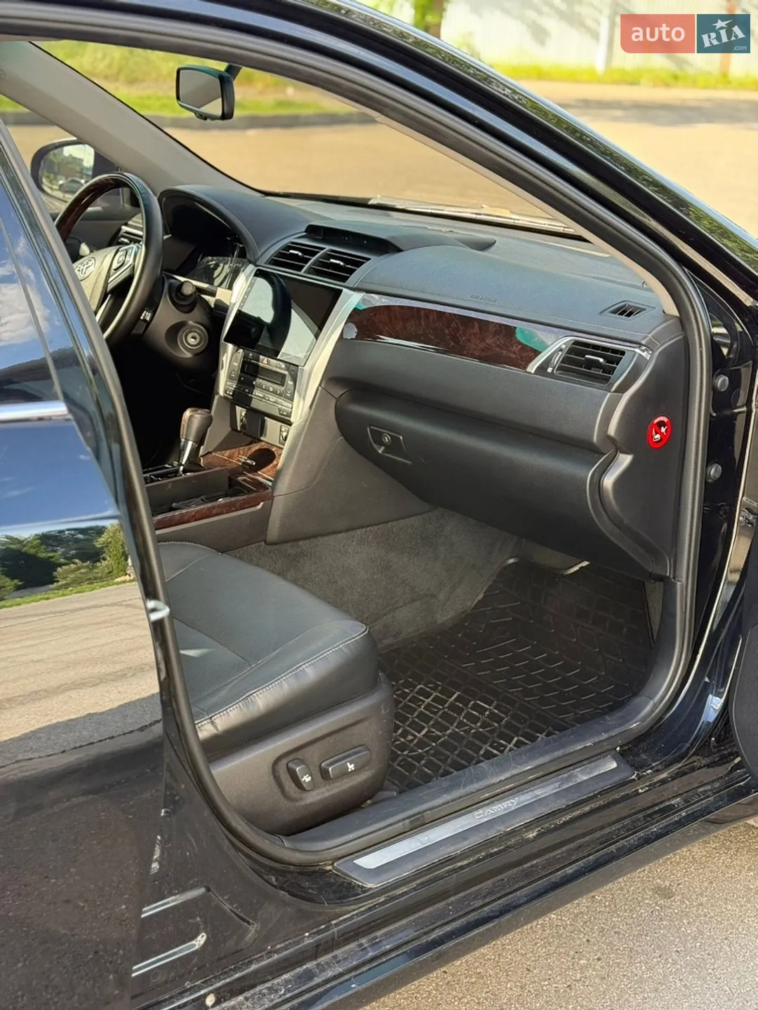 2015 Toyota Camry - мініатюра 32