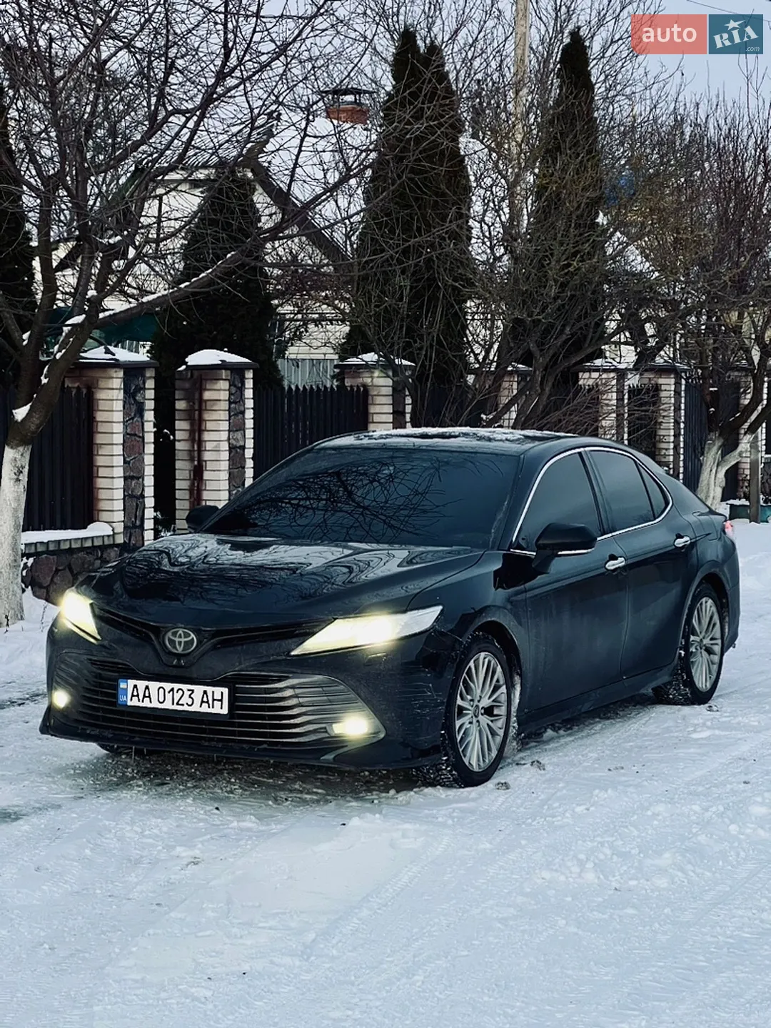 2018 Toyota Camry - мініатюра 16