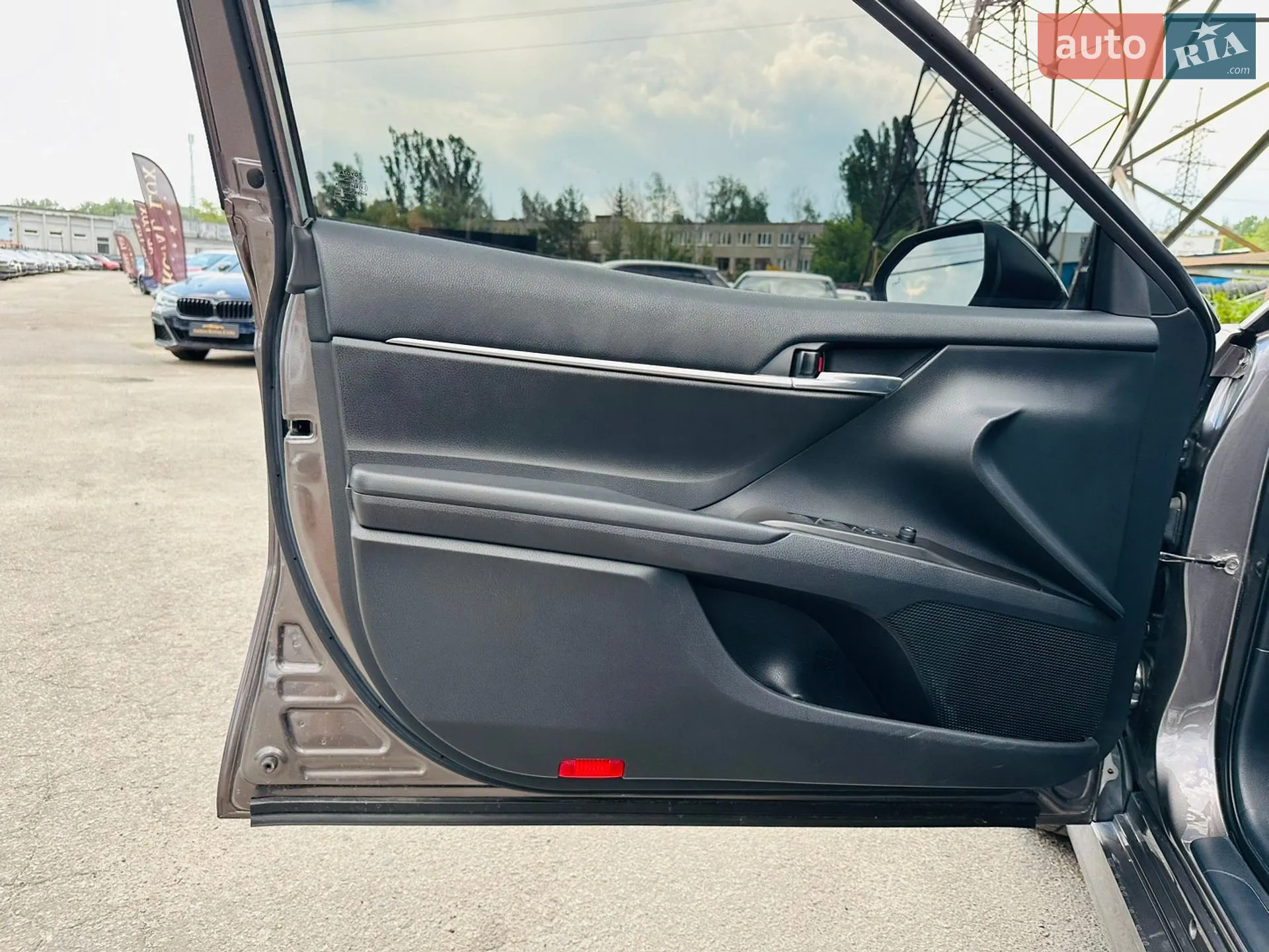 2020 Toyota Camry - мініатюра 15