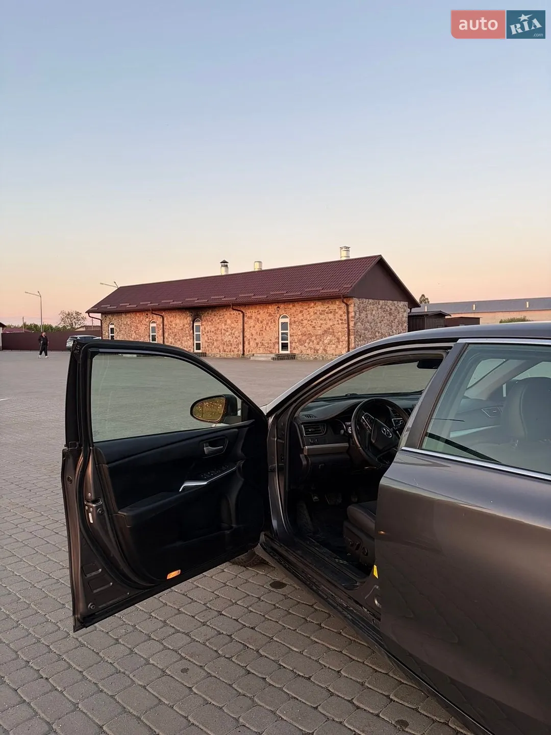 2017 Toyota Camry - мініатюра 3