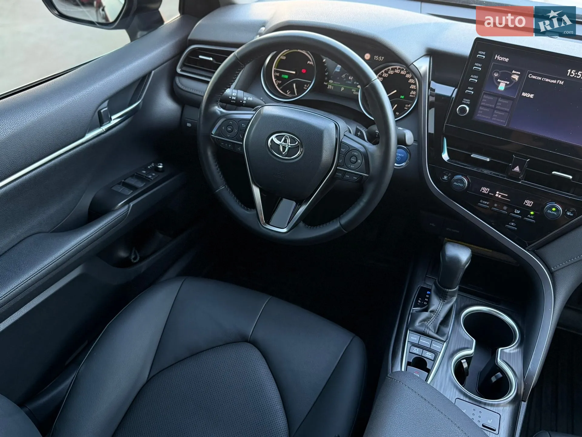 2022 Toyota Camry - мініатюра 17