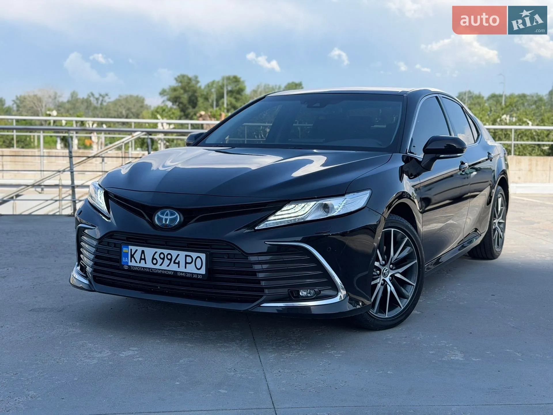 2022 Toyota Camry - мініатюра 2