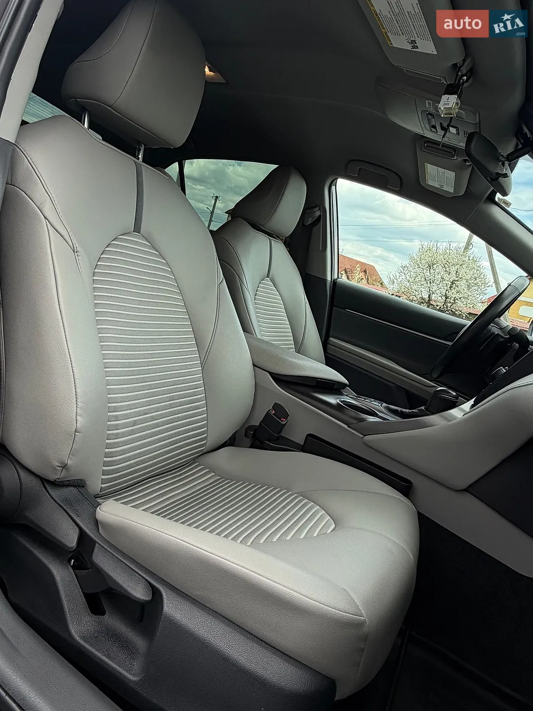 2023 Toyota Camry - мініатюра 30