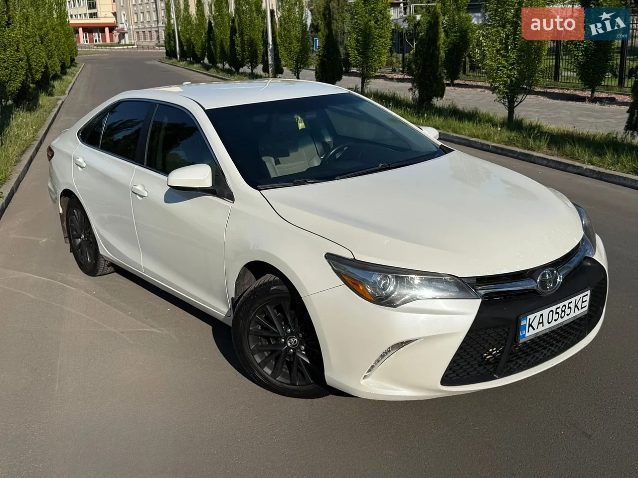 2016 Toyota Camry - мініатюра 21