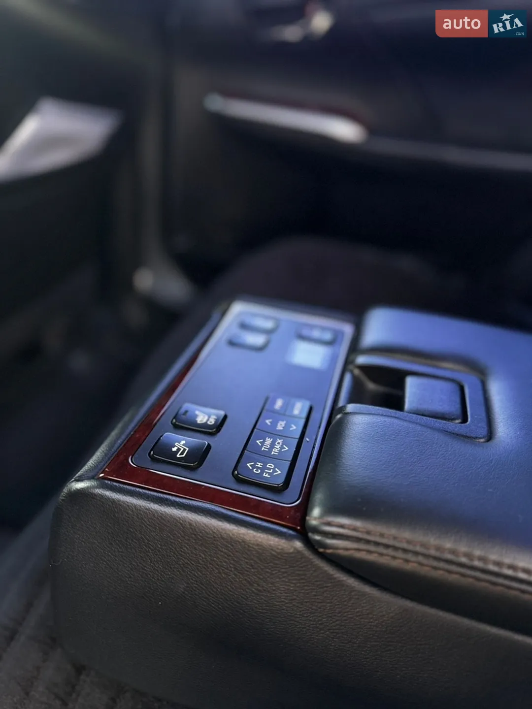 2013 Toyota Camry - мініатюра 18