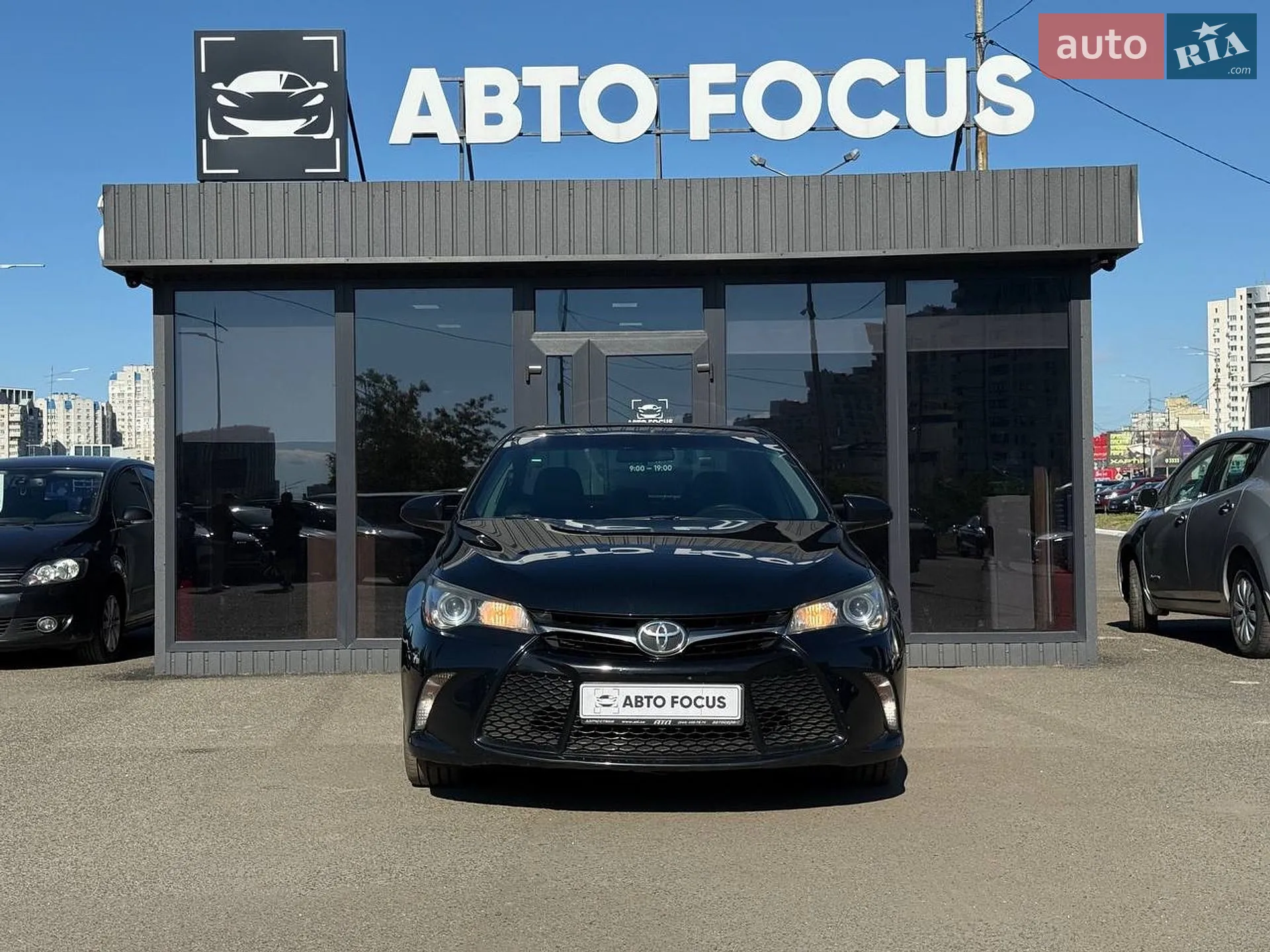 2016 Toyota Camry - мініатюра 3