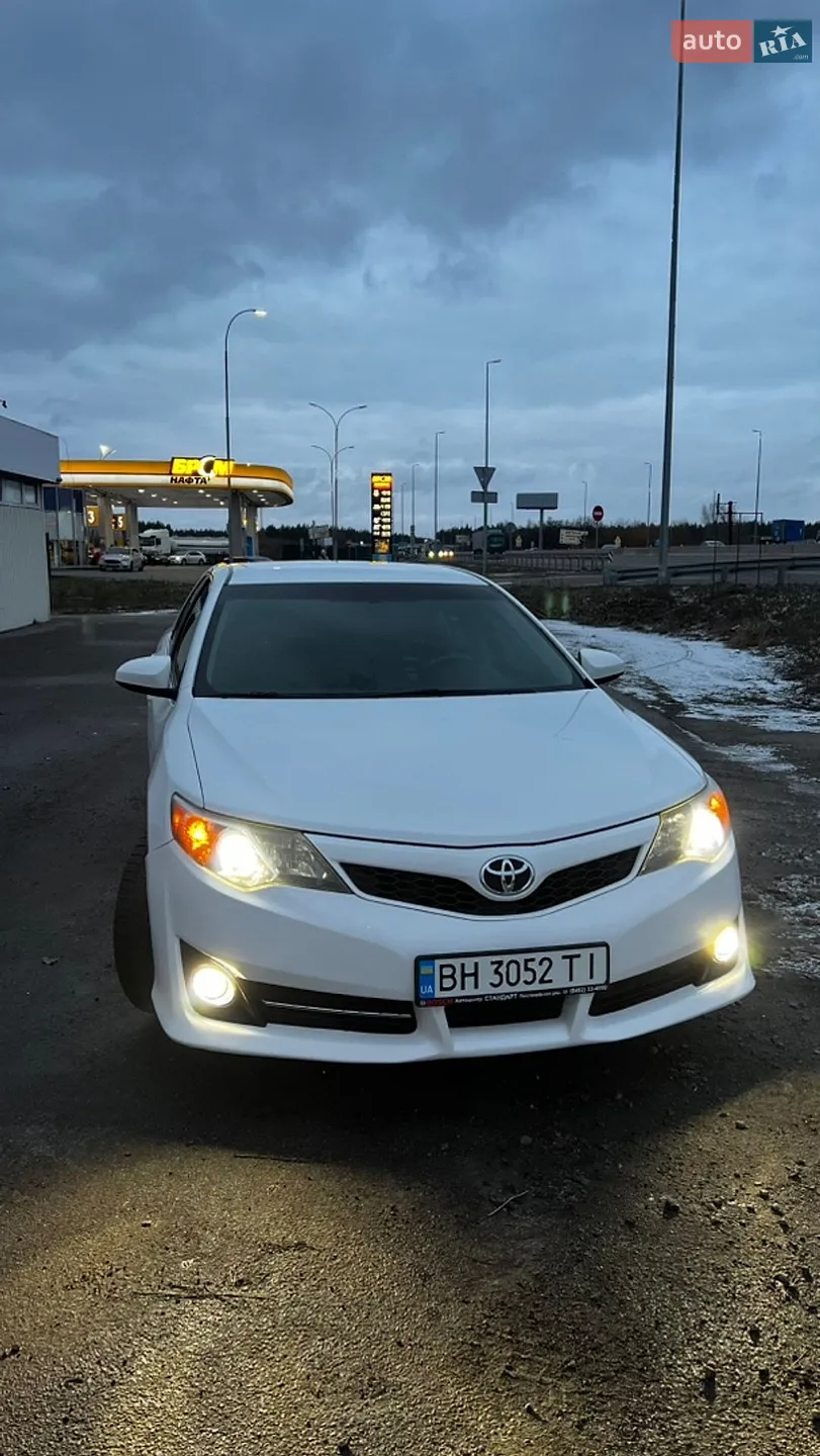 2012 Toyota Camry - мініатюра 2