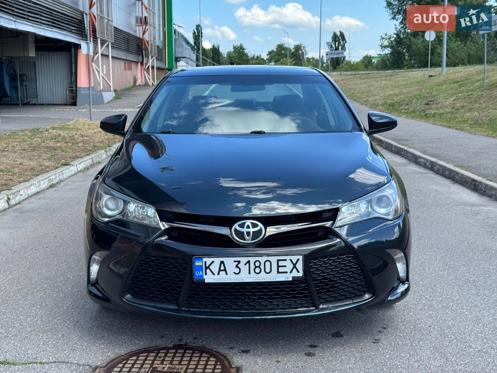 2016 Toyota Camry - мініатюра 8