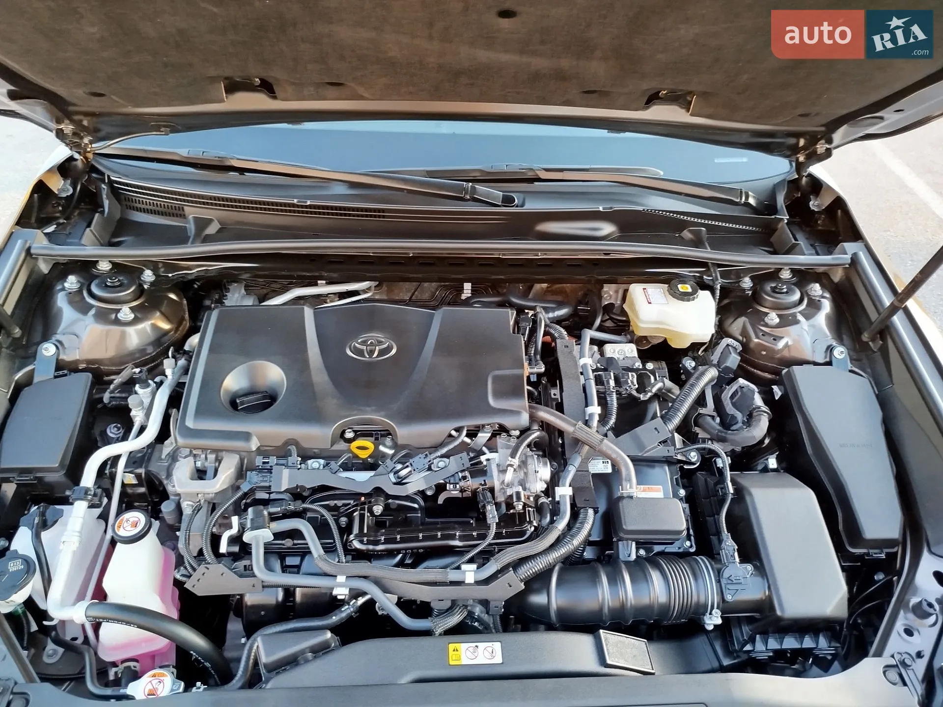 2021 Toyota Camry - мініатюра 17
