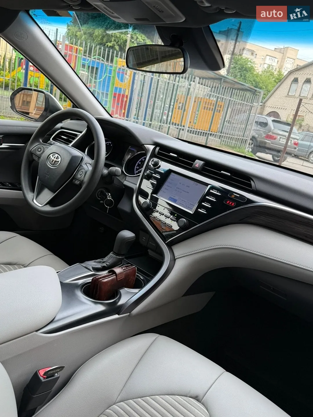 2018 Toyota Camry - мініатюра 17
